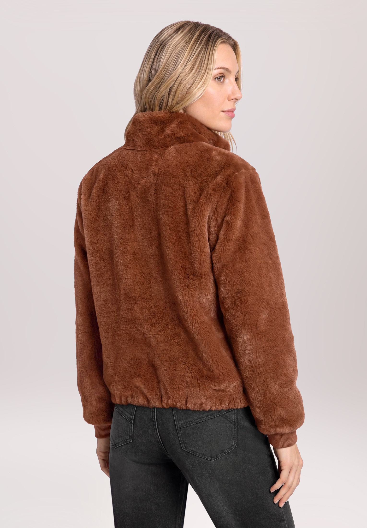 Betty&Co Fellimitatjacke »Damen mit Taschen«