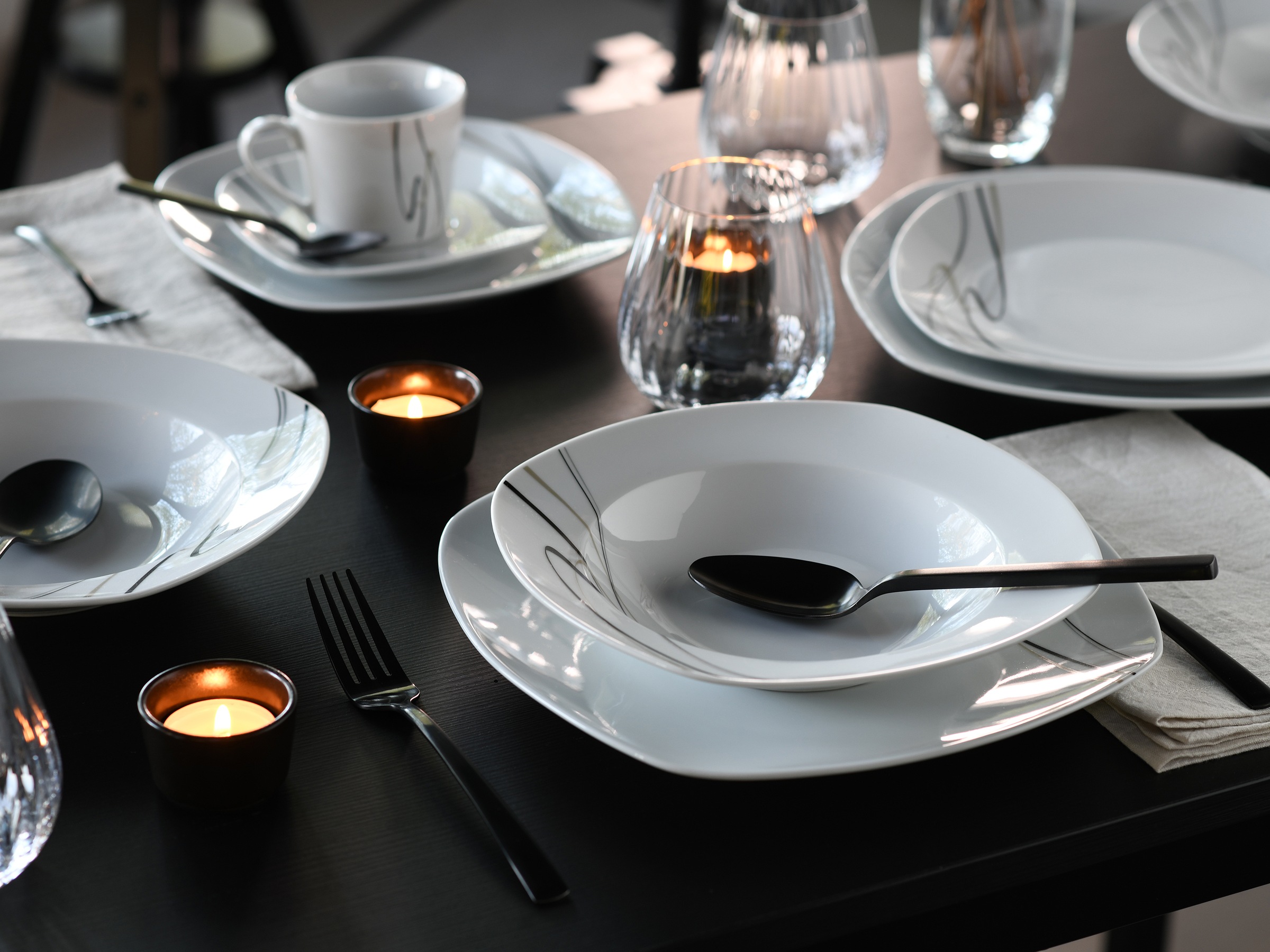 Thumbnail - CreaTable Kombiservice "Amelie Piazza, Kombi-Service 30-tlg" Elegant, Schwungvoller Liniendekor