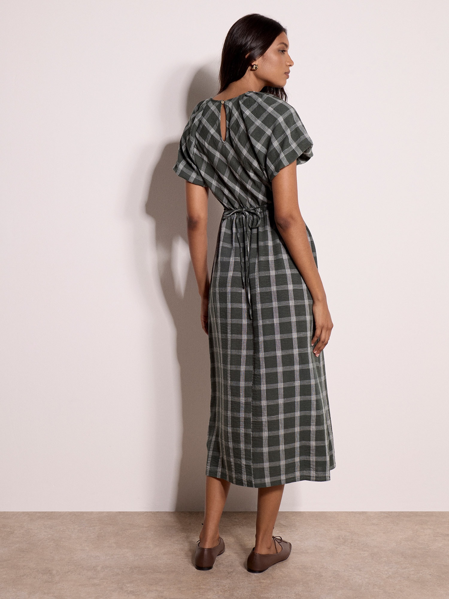 Apricot Midikleid »Karomuster-Midaxi-Kleid« mit Puffärmeln