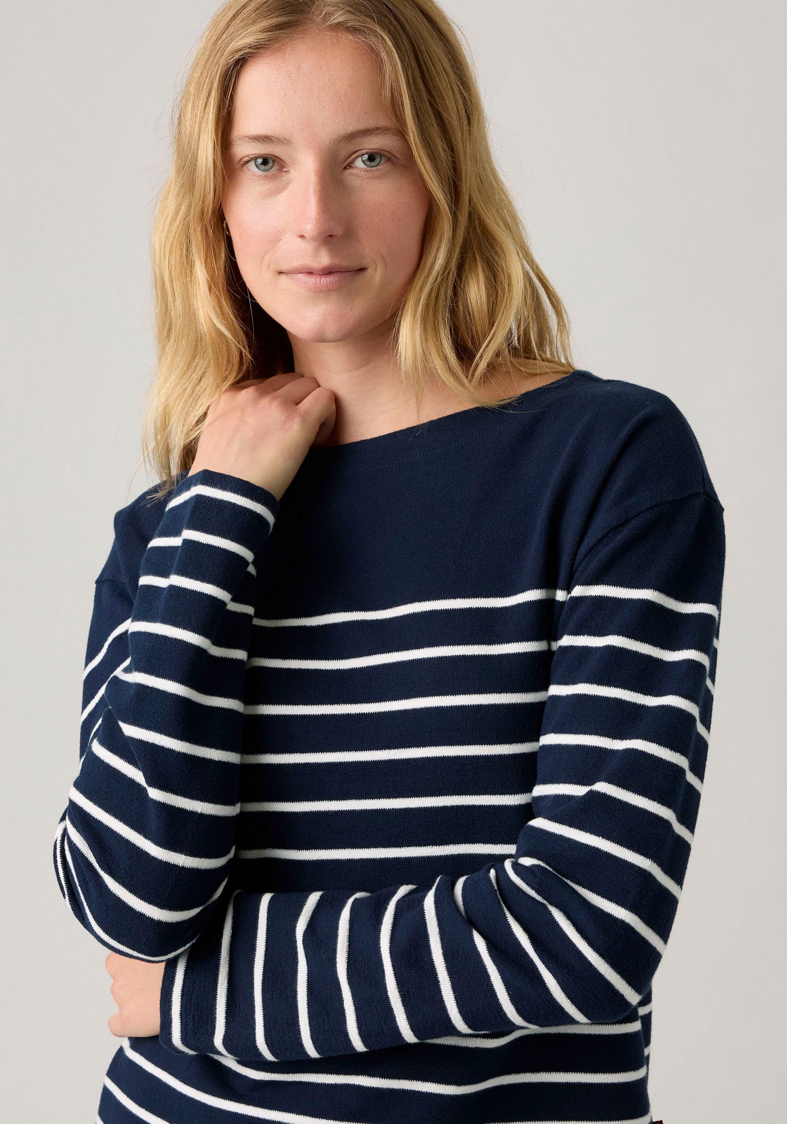 Levi's® Langarmshirt »MARIN STRIPE TOP«, Saum mit kurzen Seitenschlitzen