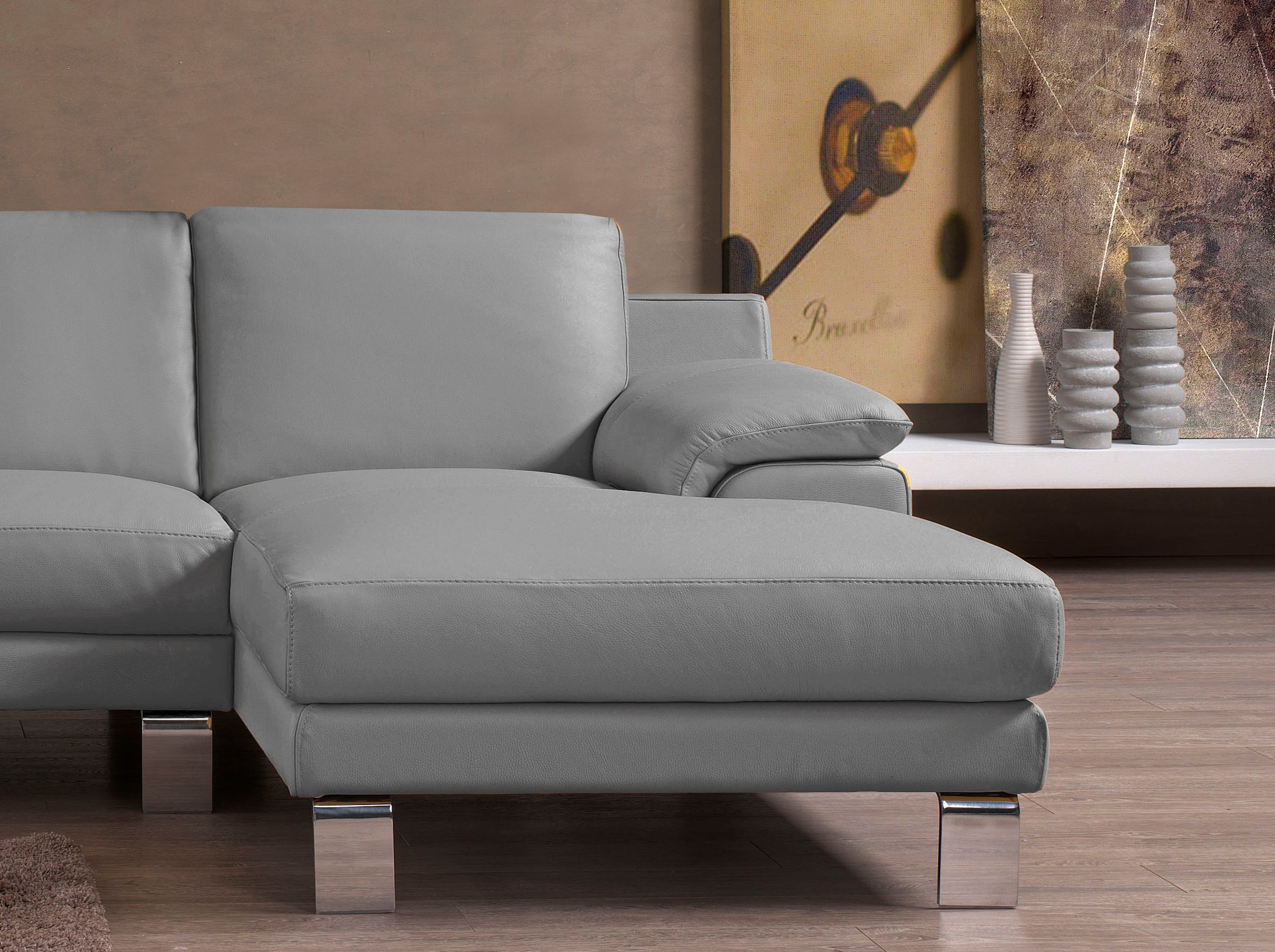 Egoitaliano Ecksofa »Shakira, Design und super Sitzkomfort auf hohem Niveau, tolle Details«, mit Recamiere, L-Form, edle Füße