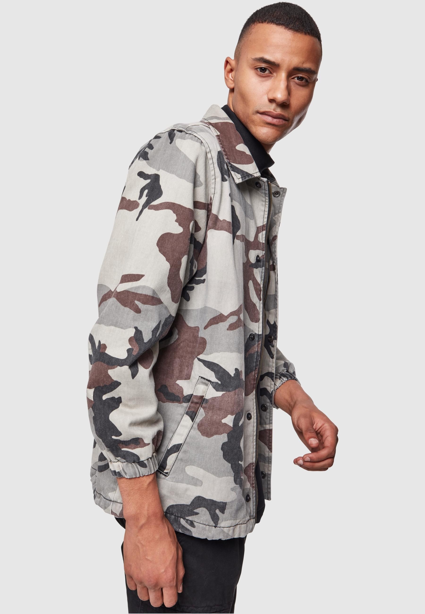 URBAN CLASSICS Allwetterjacke »Urban Classics Herren Camo Cotton Coach Jacket«, (1 St.), ohne Kapuze