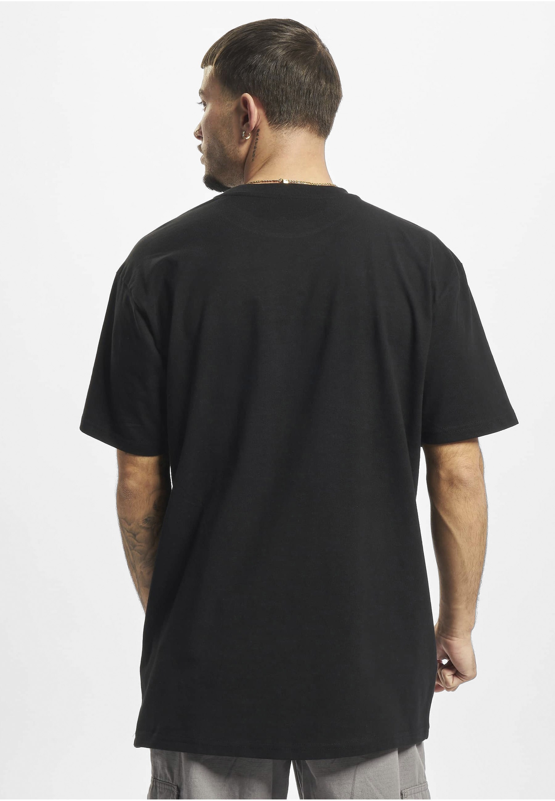Upscale by Mister Tee Kurzarmshirt »Upscale by Mister Tee Herren Kid from Akron Oversize Tee« 1 Stk.
