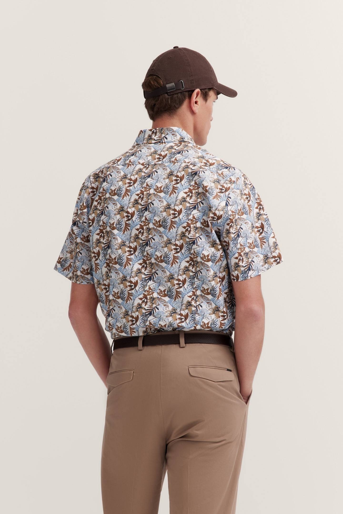 bugatti Kurzarmhemd, mit Button-Down-Kragen