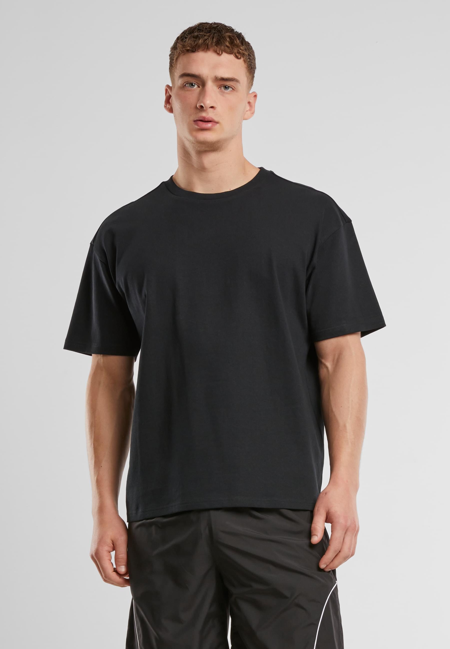 URBAN CLASSICS T-Shirt »Urban Classics Heavy Basic Loose Tee«, (1 tlg.)
