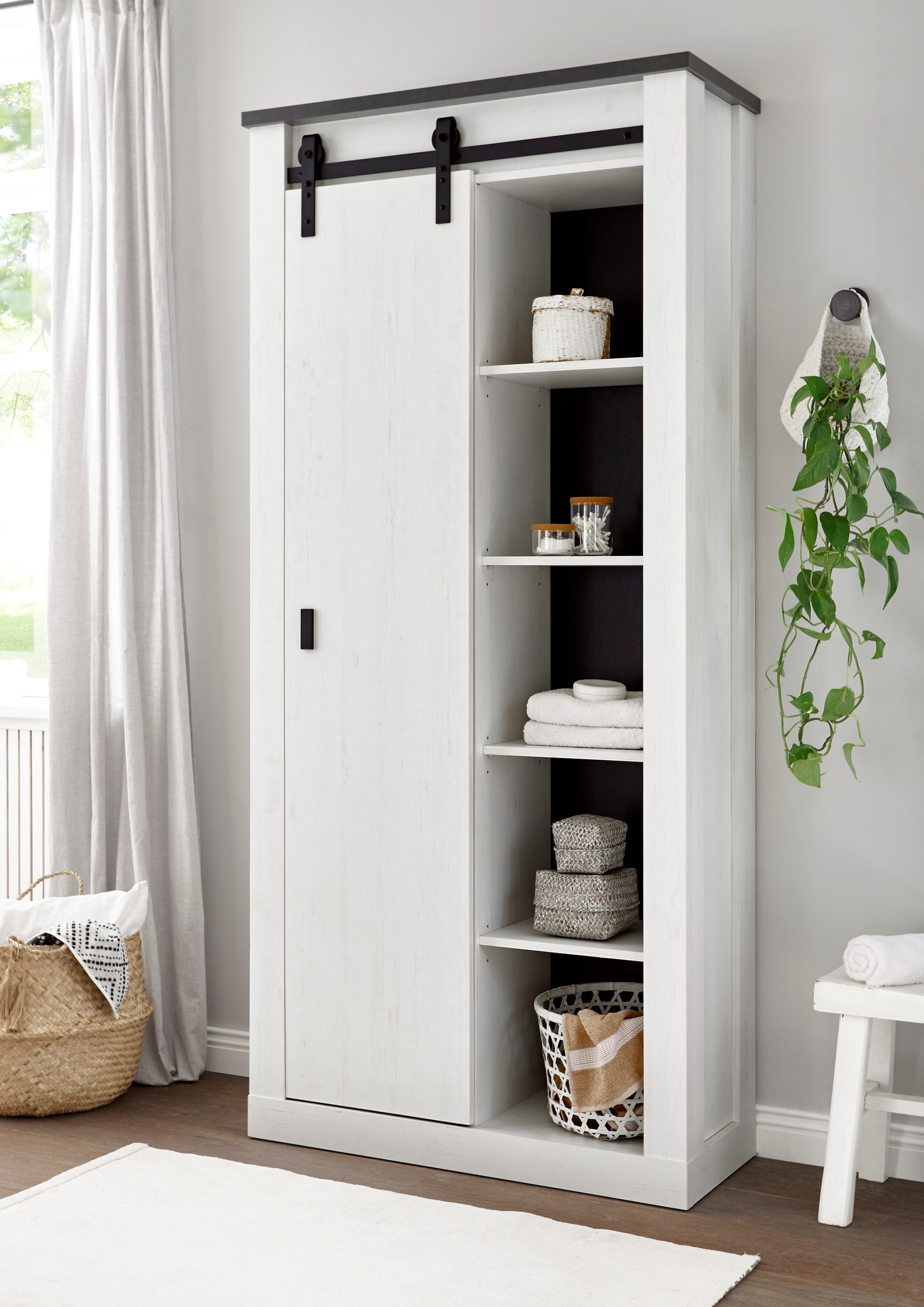 Home affaire Badmöbel-Set »SHERWOOD, Bad im modernen Design, 3-teiliges Badezimmer«, (3 St.), in 2 Farben verfügbar, Scheunentorbeschlag & Apothekergriff aus Metall