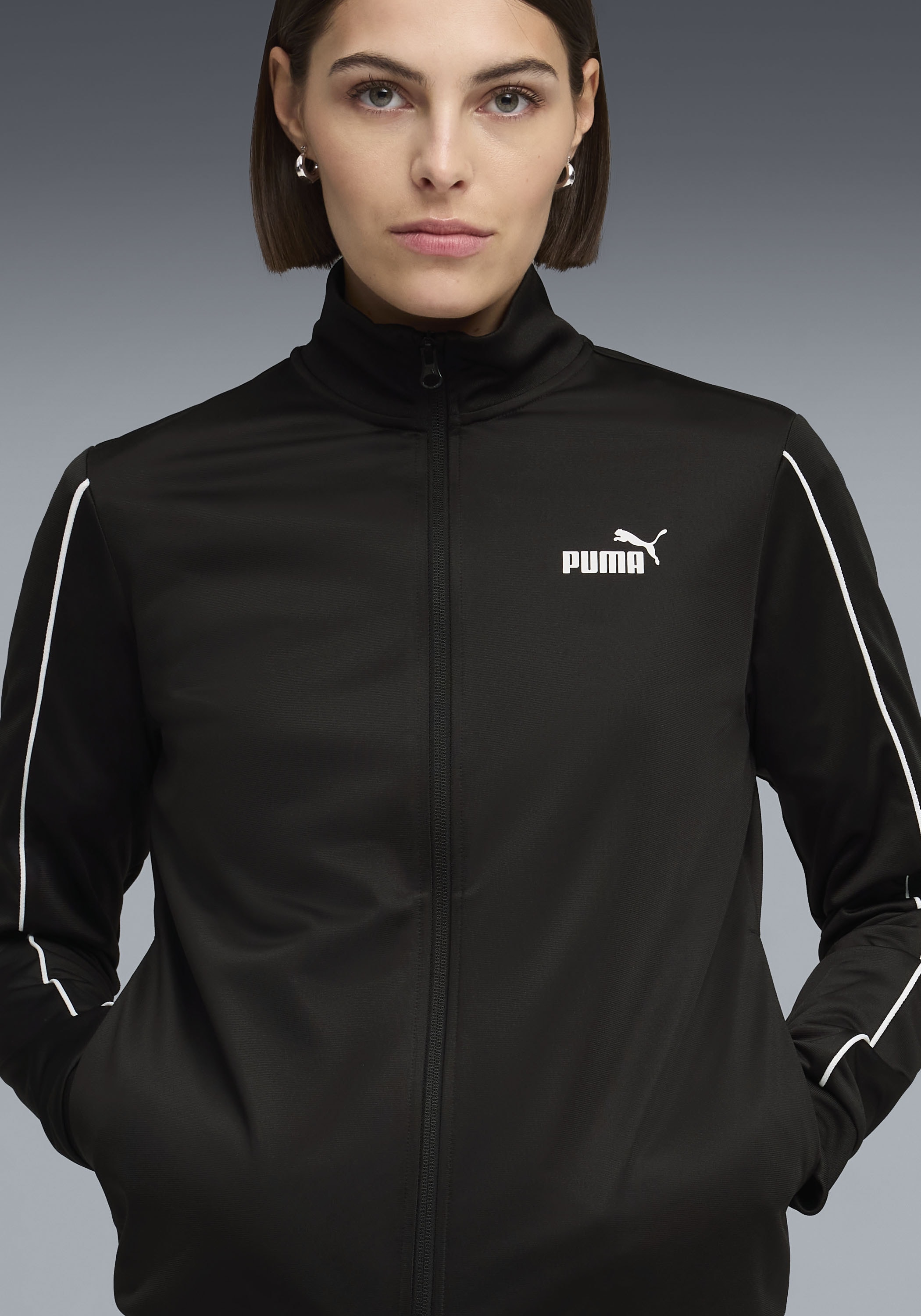 PUMA Trainingsanzug »POLY SUIT CL« 2 tlg. für vielseitige sportliche Aktivitäten, Regular Fit, ohne Kapuze
