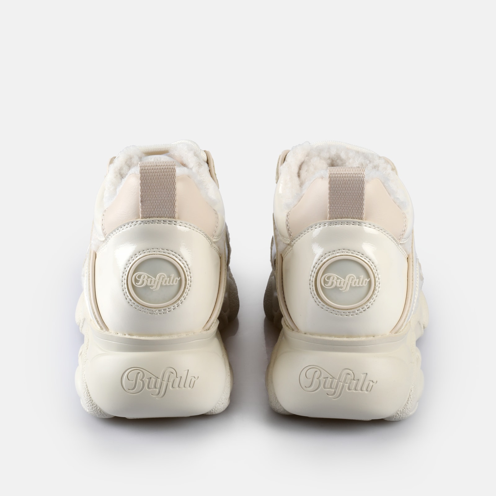 Buffalo Plateausneaker »CORIN WARM«  Schnürschuh, Trend-Sneaker, Halbschuh mit Fellimitat