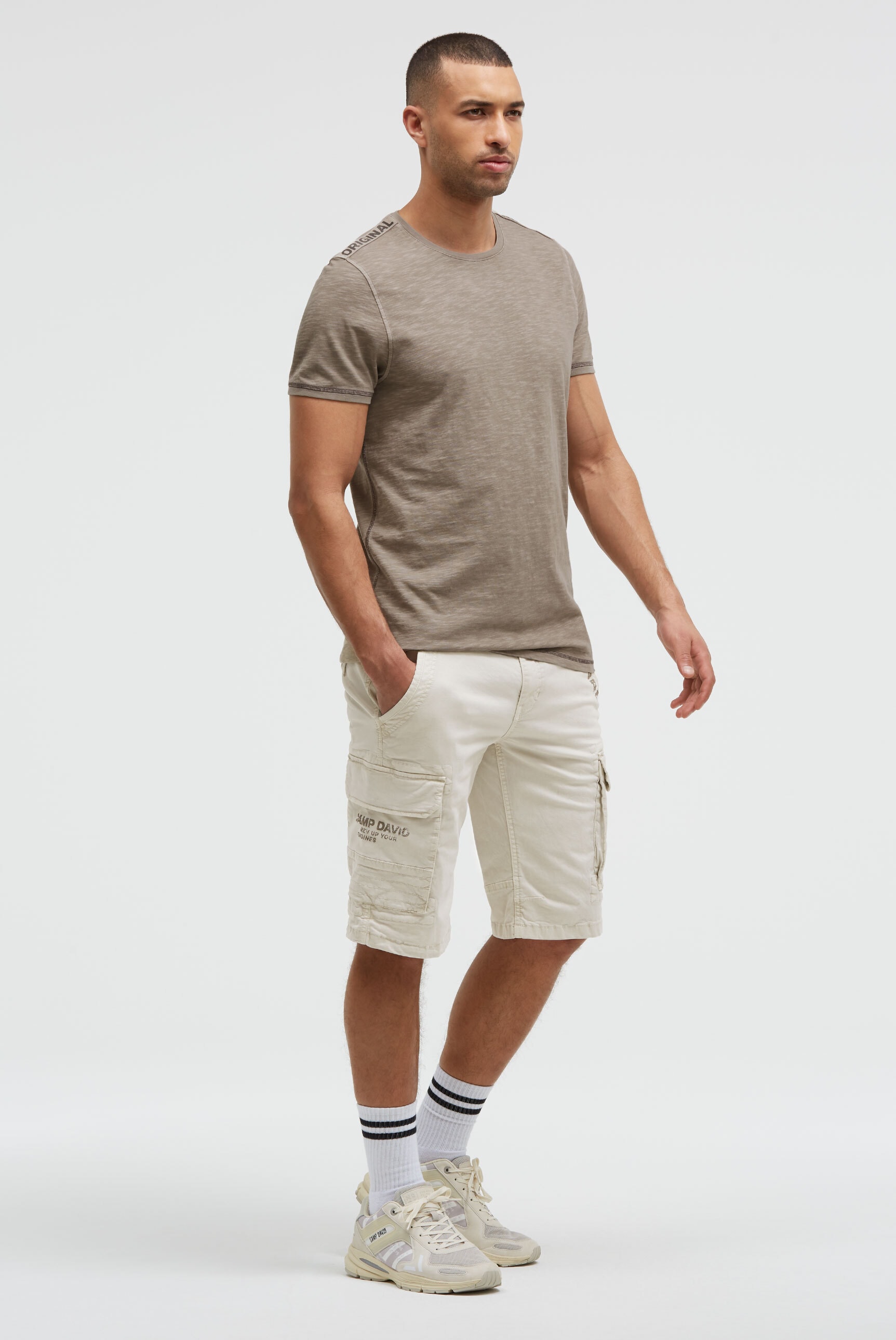 CAMP DAVID Shorts  mit Bindeband innen am Bund