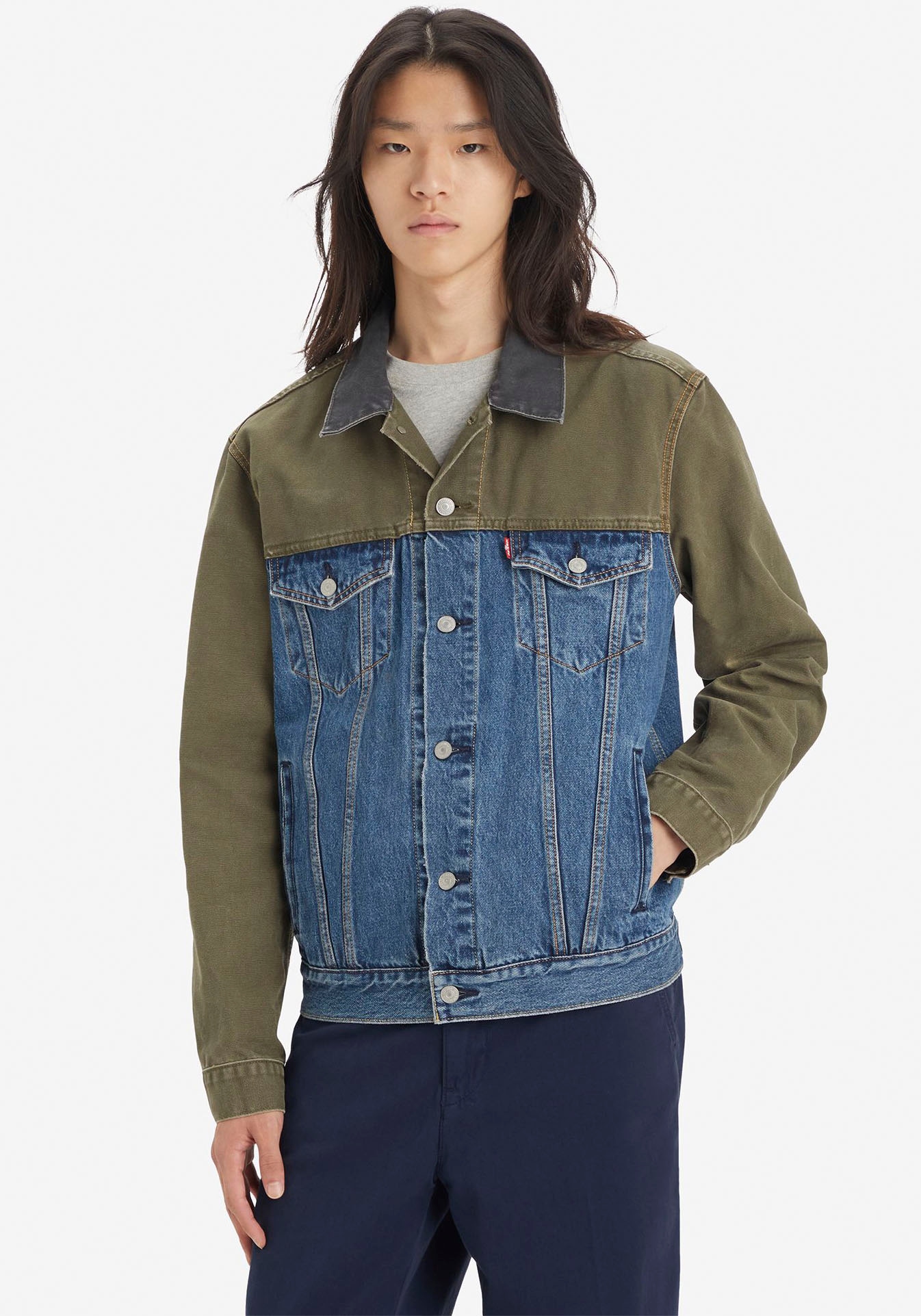 Levis Jeansjacke "VINTAGE FIT TRUCKER JKT", mit Brusttaschen günstig online kaufen