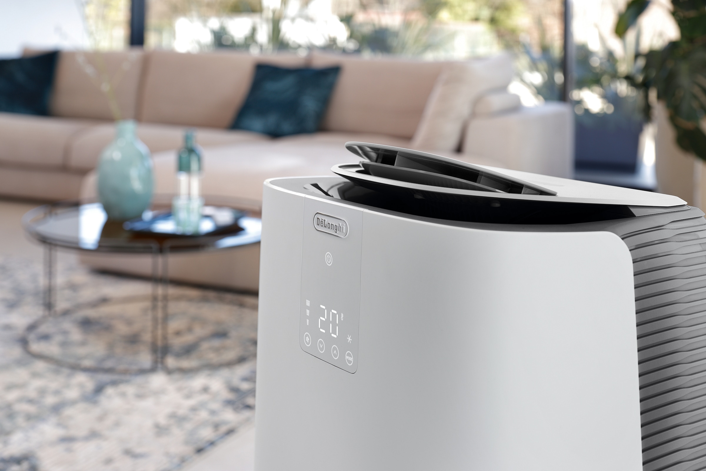 De'Longhi Klimagerät »Pinguino AP130i GentleJet mit Inverter-Technology (Abkühlzeit -30%)« 130m³ Räume, A+, 13.000 BTU/h, 3,3 Kw, Luftentfeuchermodus, 24h Timer