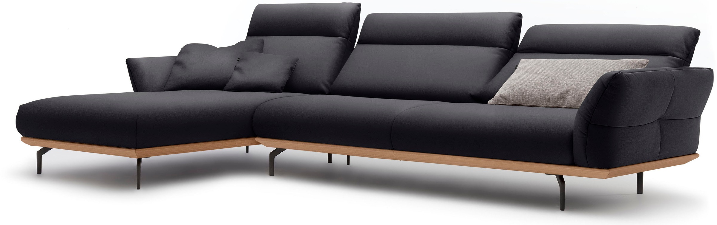 Creation BY ROLF BENZ Ecksofa »CR.460«, Sockel in Eiche, Winkelfüße in Umbragrau, Breite 338 cm