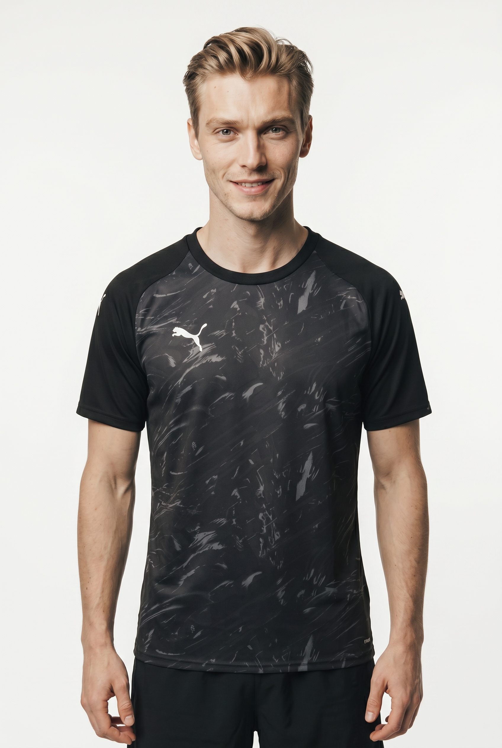 PUMA "TEAMFINAL GRAPHIC JERSEY" mit Print-Applikationen, mit DryCELL-Technologie, atmungsaktiv