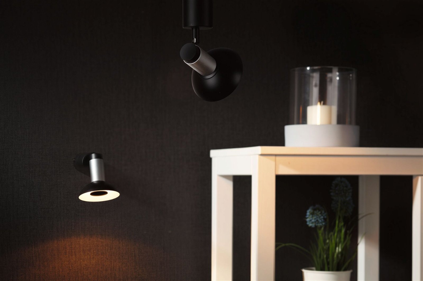 Paulmann LED-Leuchtmittel »360lm 4,9W schwarz/weiß 230V«, 1 St., Warmweiß