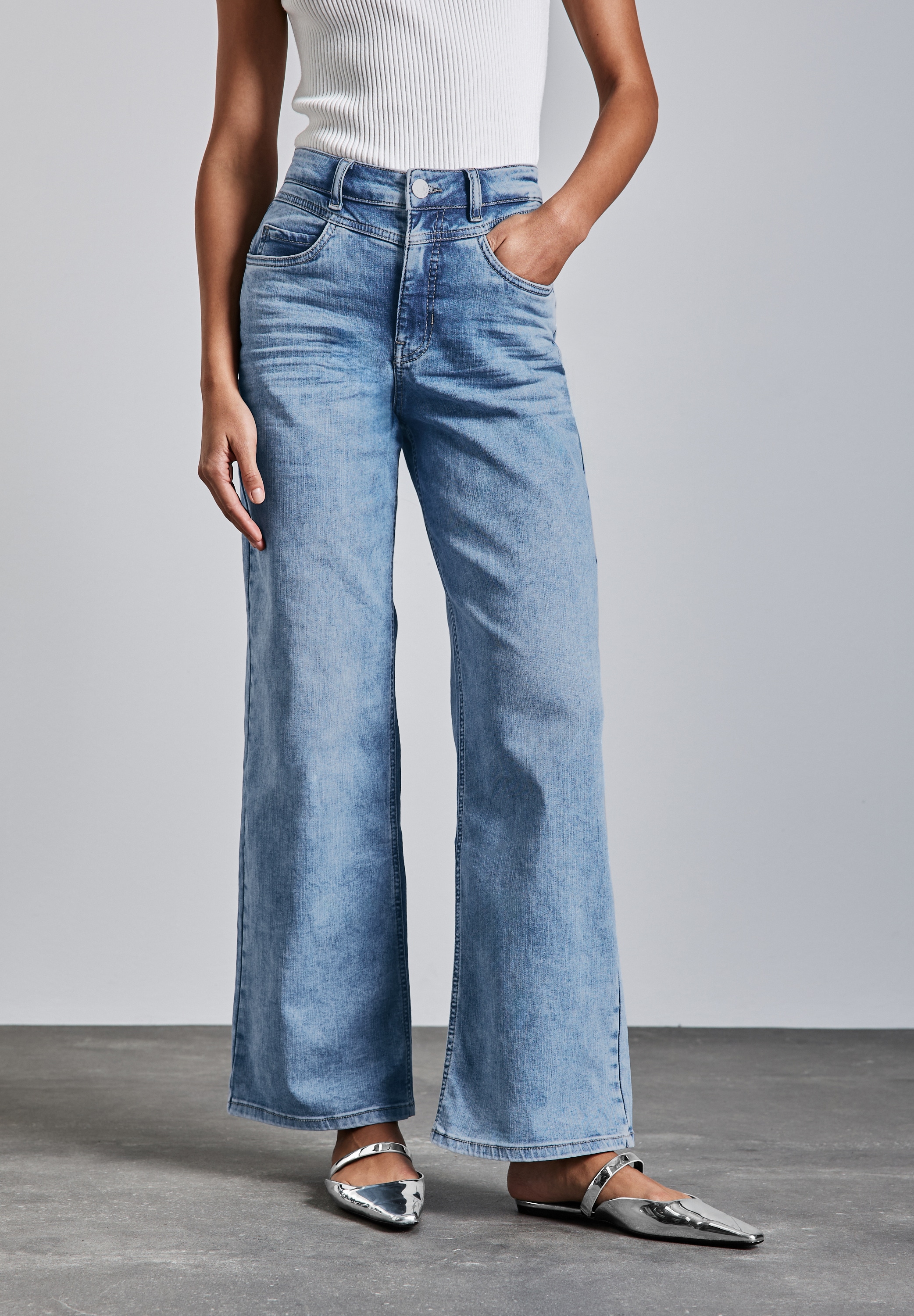 STREET ONE Loose-fit-Jeans, aus Baumwolle mit Stretchanteil