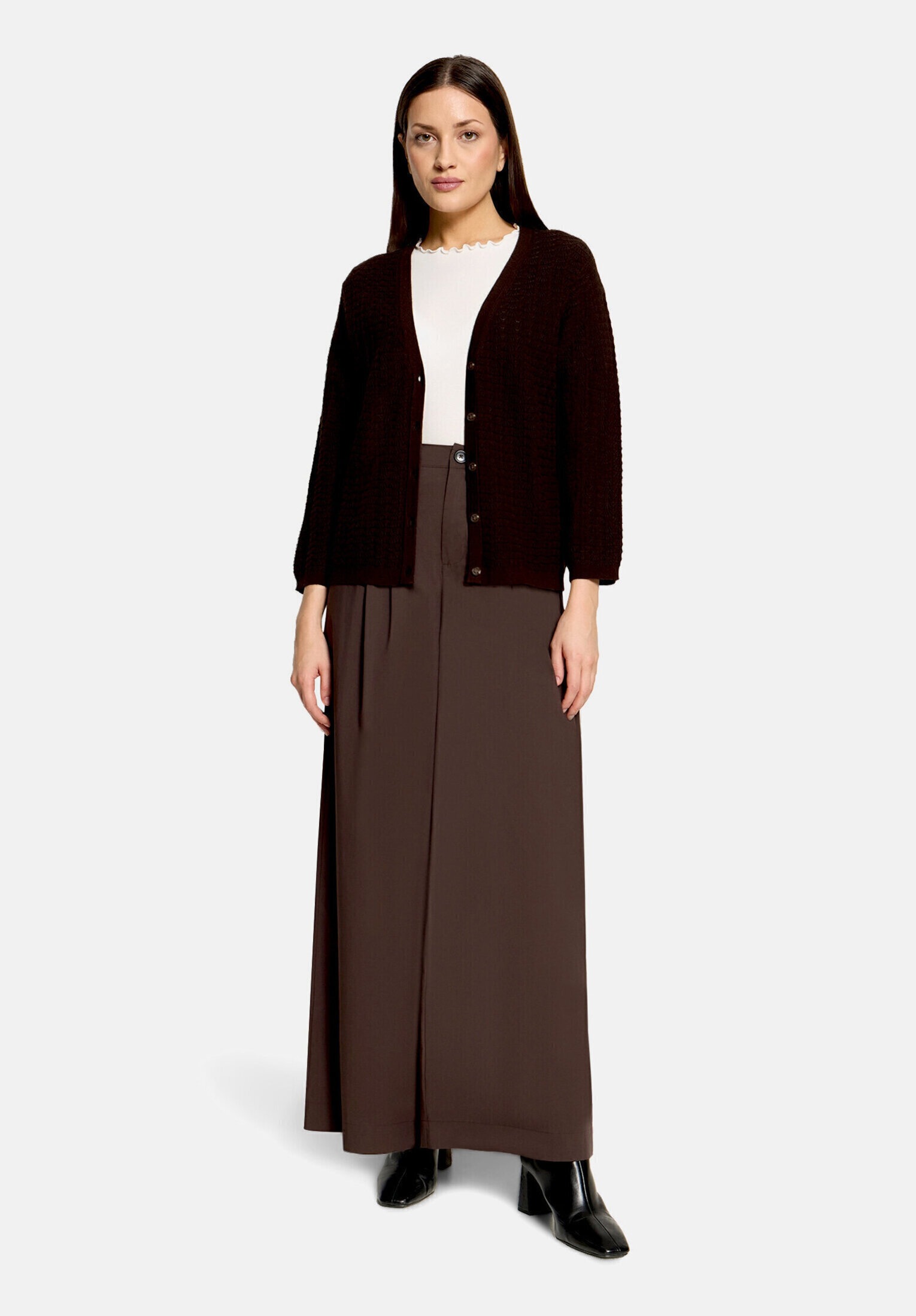 Cartoon Strickjacke "Damen mit V-Ausschnitt" 1