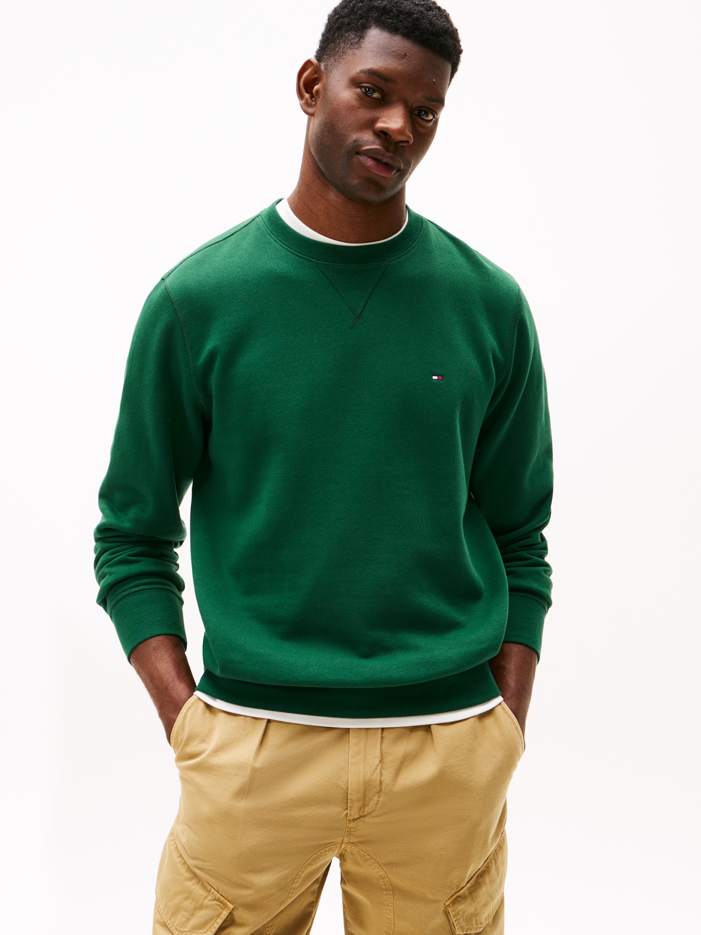 Tommy Hilfiger 1100000002199 "ESS SEASONAL FLEECE CREWNECK mit Rundhals und Stickerei", unifarben, casual, regular fit, Baumwollmix, Rundhals