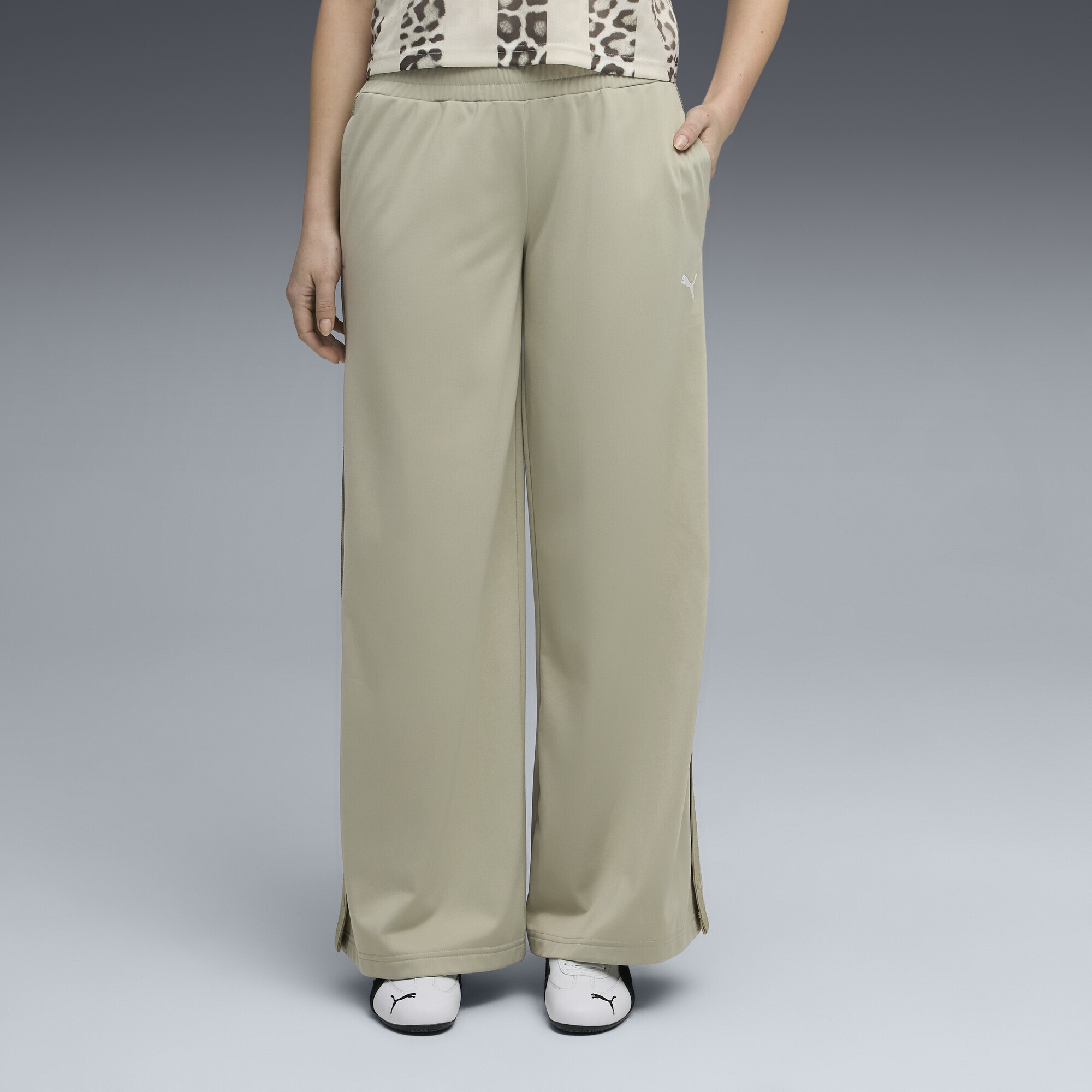 PUMA Sporthose "WARDROBE Essentials Low Rise Popper Hose Damen" günstig online kaufen