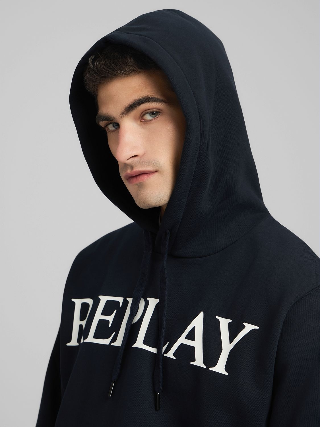 Replay , mit großem Markenprint vorn
