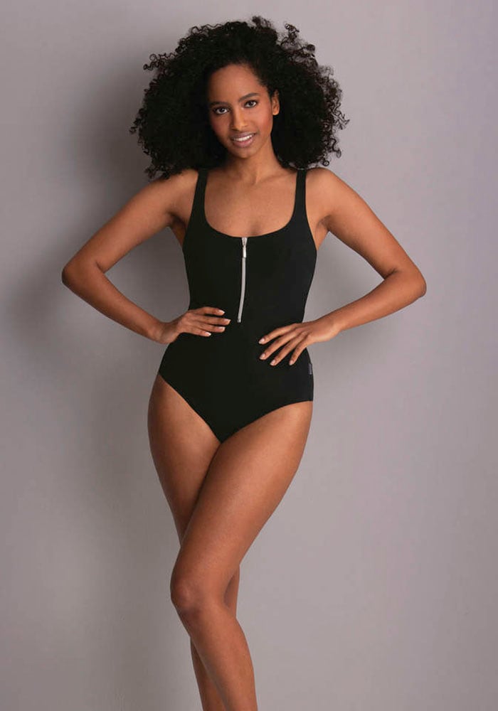 Rosa Faia Badeanzug »Elouise« tiefer Rücken, bügelloser Halt, Brustfutter, Trägerbreite gestaffelt