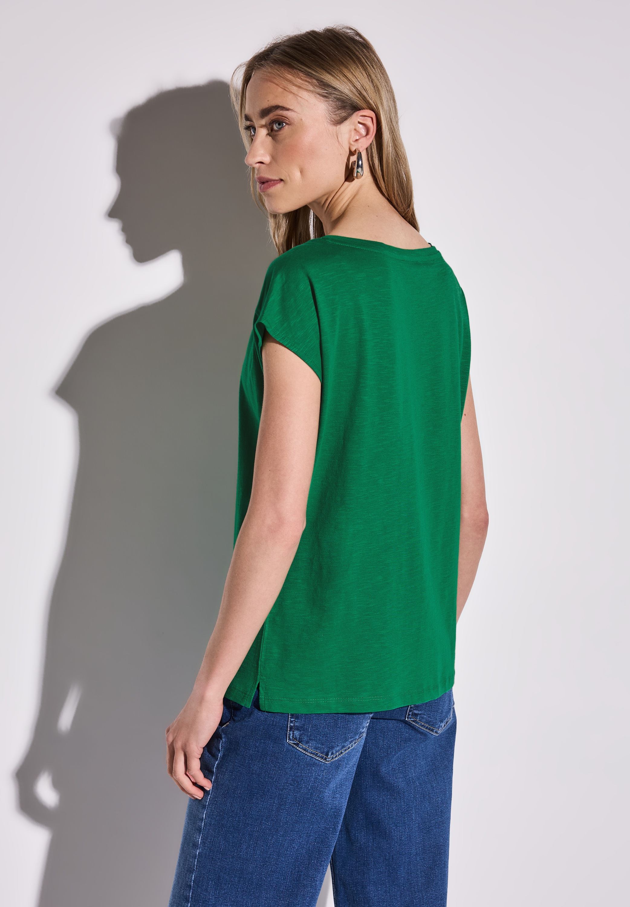 STREET ONE T-Shirt, mit Seitlichen Einschlitzen am Saum günstig online kaufen