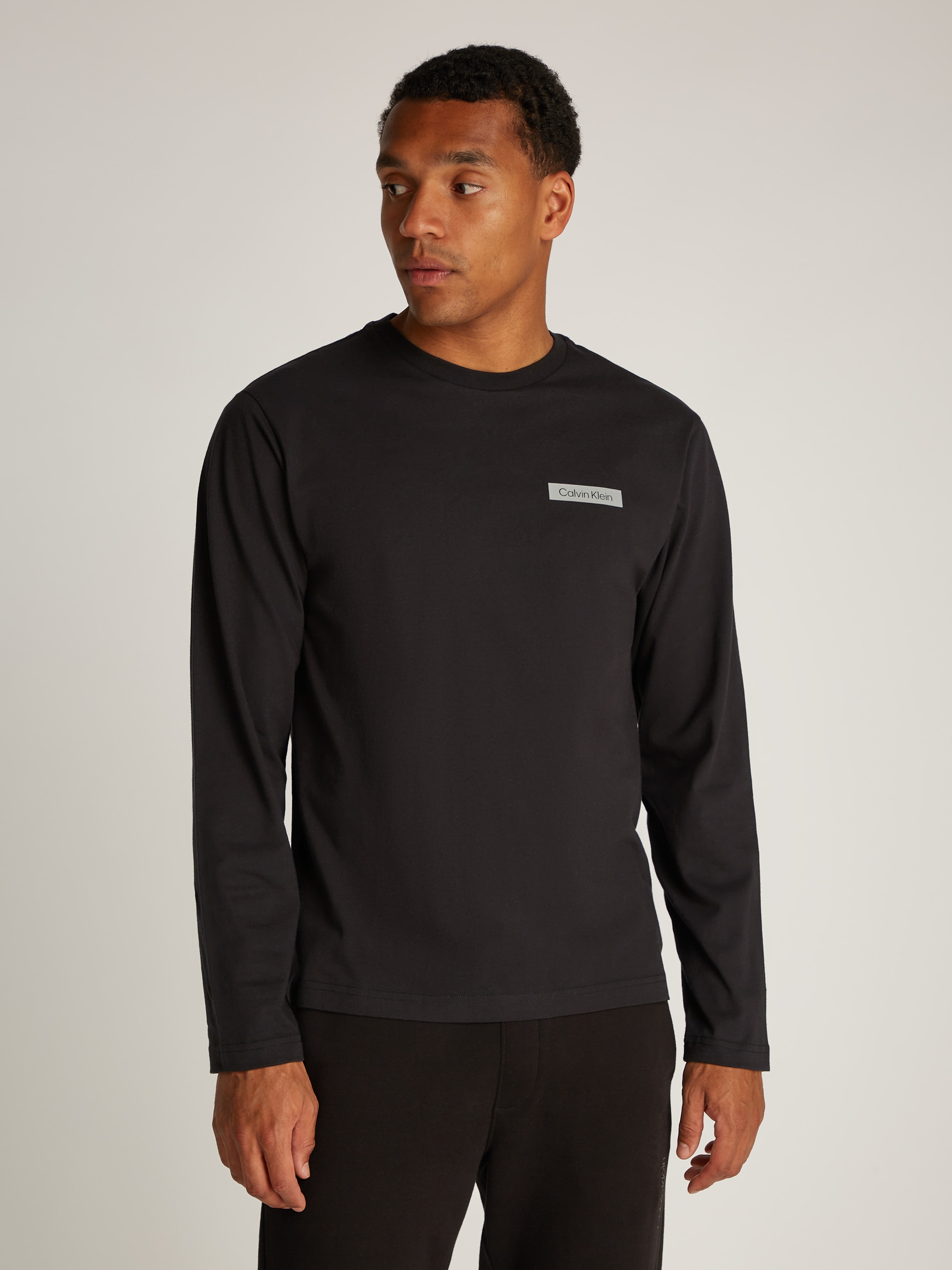 Calvin Klein Langarmshirt "STACKED COLOR BLOCK LS T-SHIRT", mit Logoprint günstig online kaufen