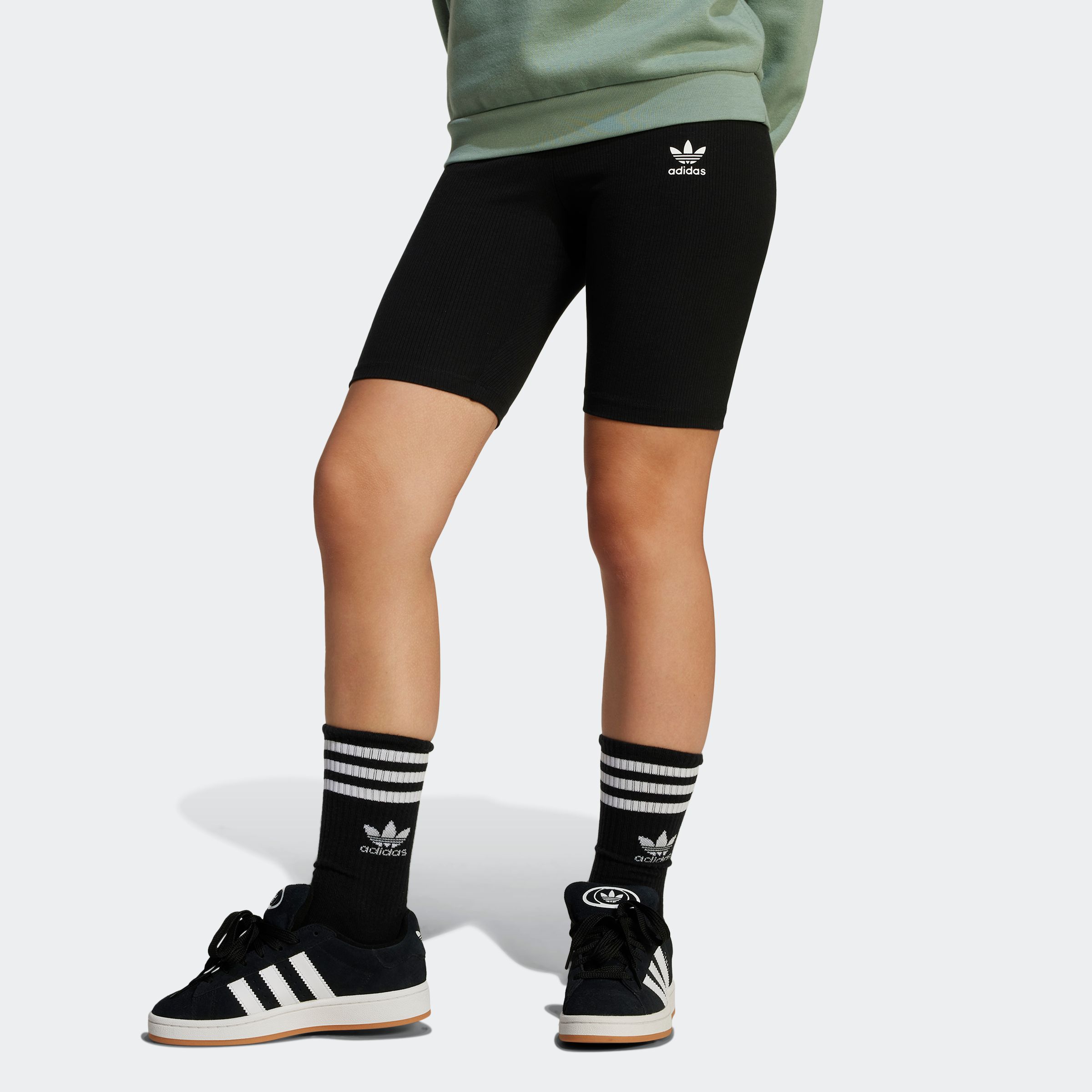 adidas Originals Shorts "GERIPPTE" ohne Verschluss, aus Baumwolle, Viskose und Elasthan