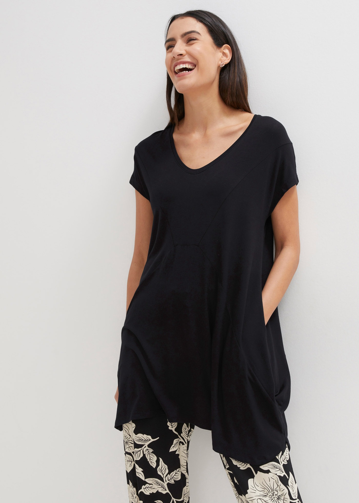 bonprix Longshirt oversize, mit Eingrifftaschen günstig online kaufen