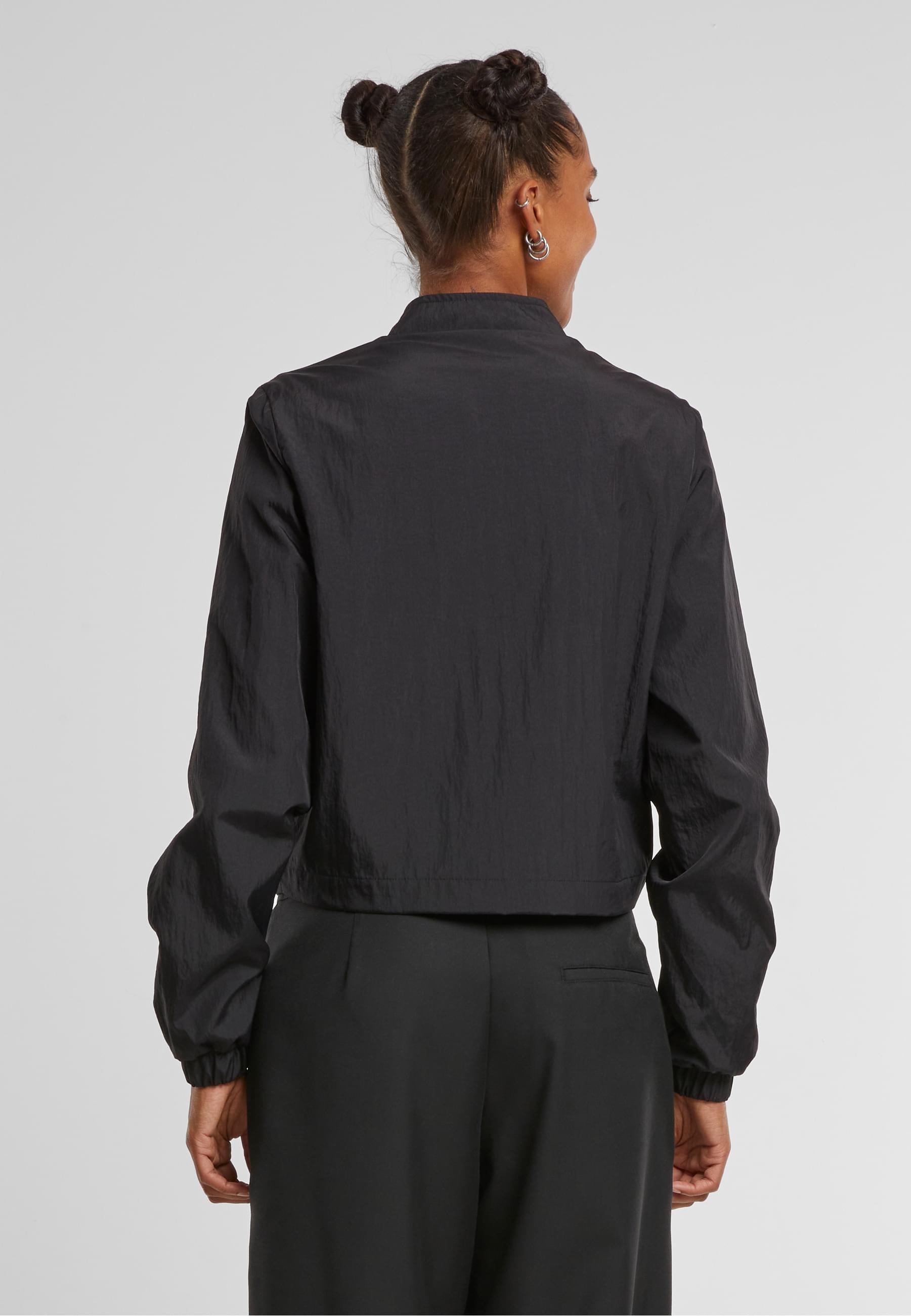 URBAN CLASSICS Windbreaker »Urban Classics Ladies Short Crinkle Jacket«, (1 St.), mit Kapuze
