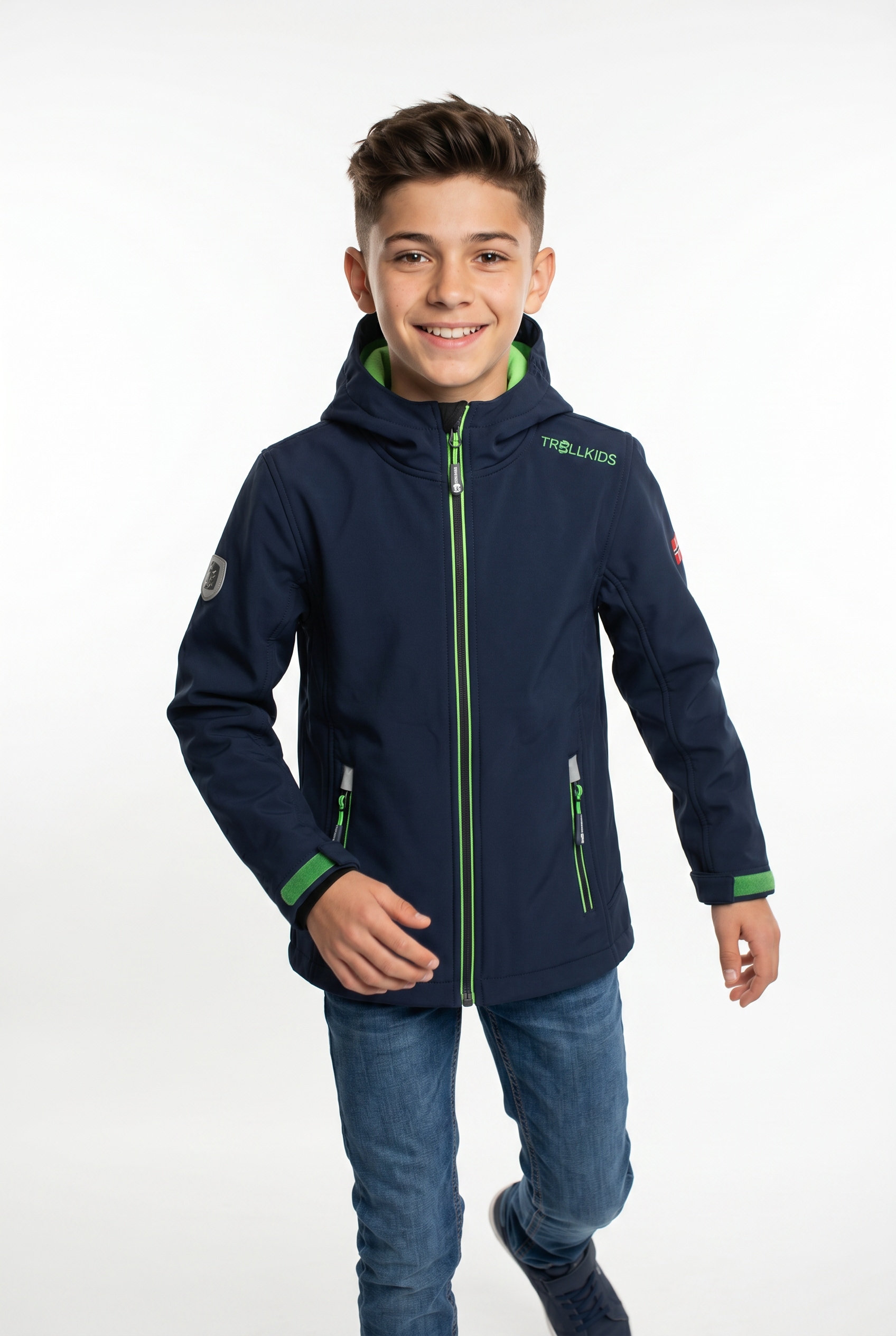 TROLLKIDS Softshelljacke "Kids Trollfjord Jacket" Langarm-Design, mit Reißverschluss, wärmeisolierend