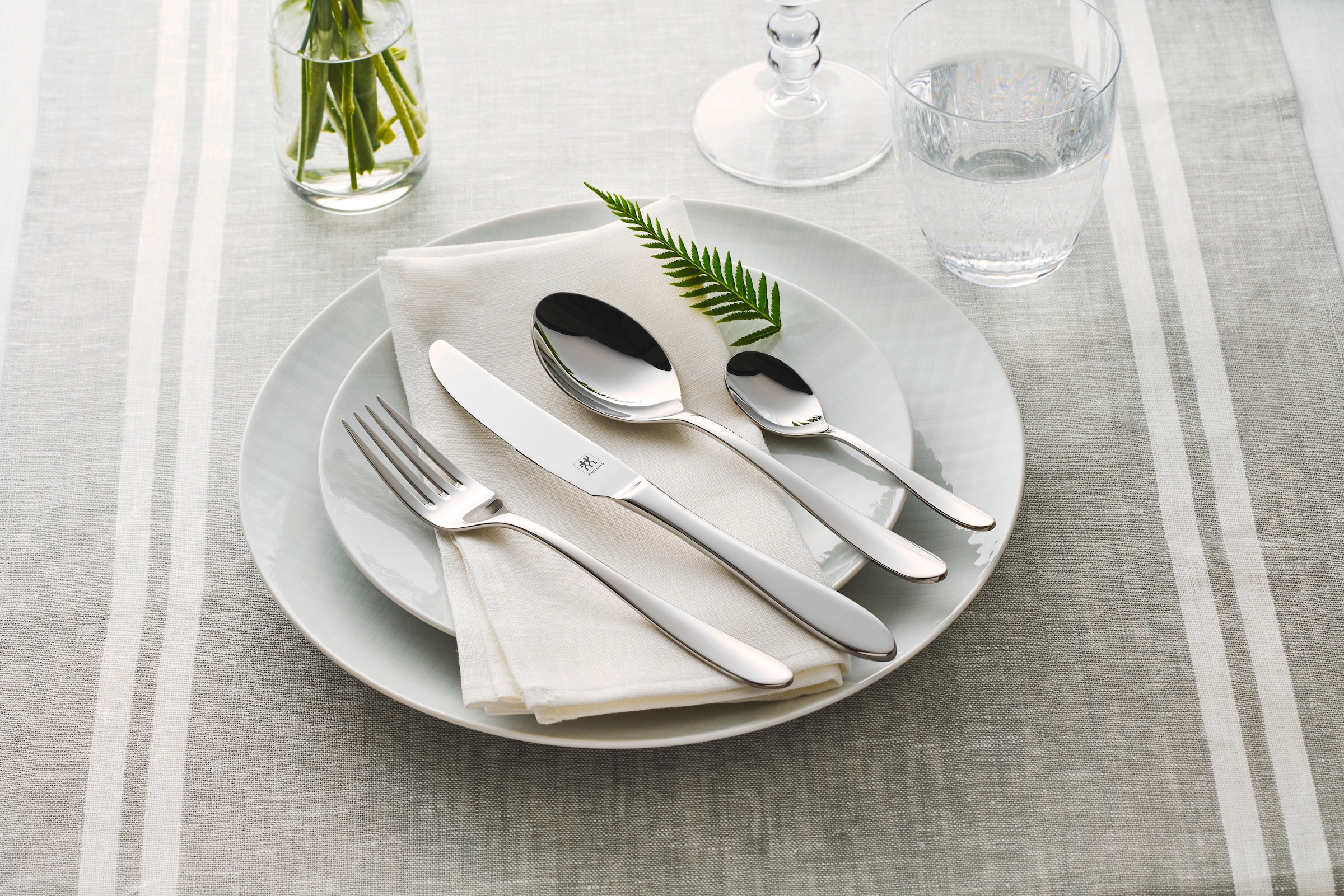 Zwilling Besteck-Set »STYLE«, (Set, 60 tlg.), rostfreier Edelstahl 18/10, poliert, spülmaschinengeeignet
