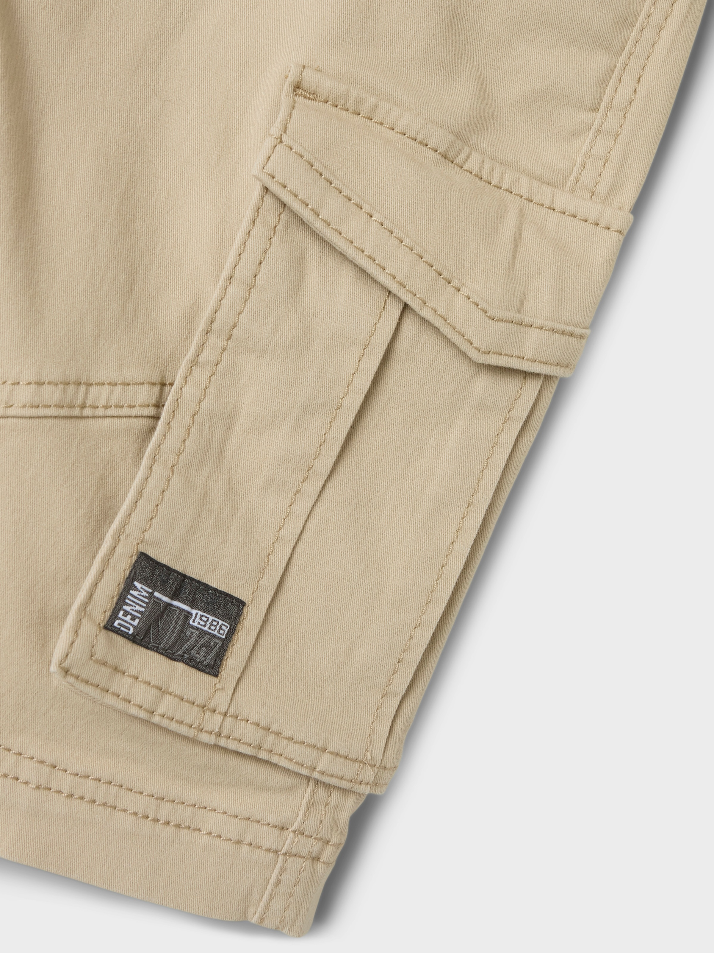 Name It Cargobermudas »NKMRYAN REG TWI L SHORTS 6776-BA NOOS«