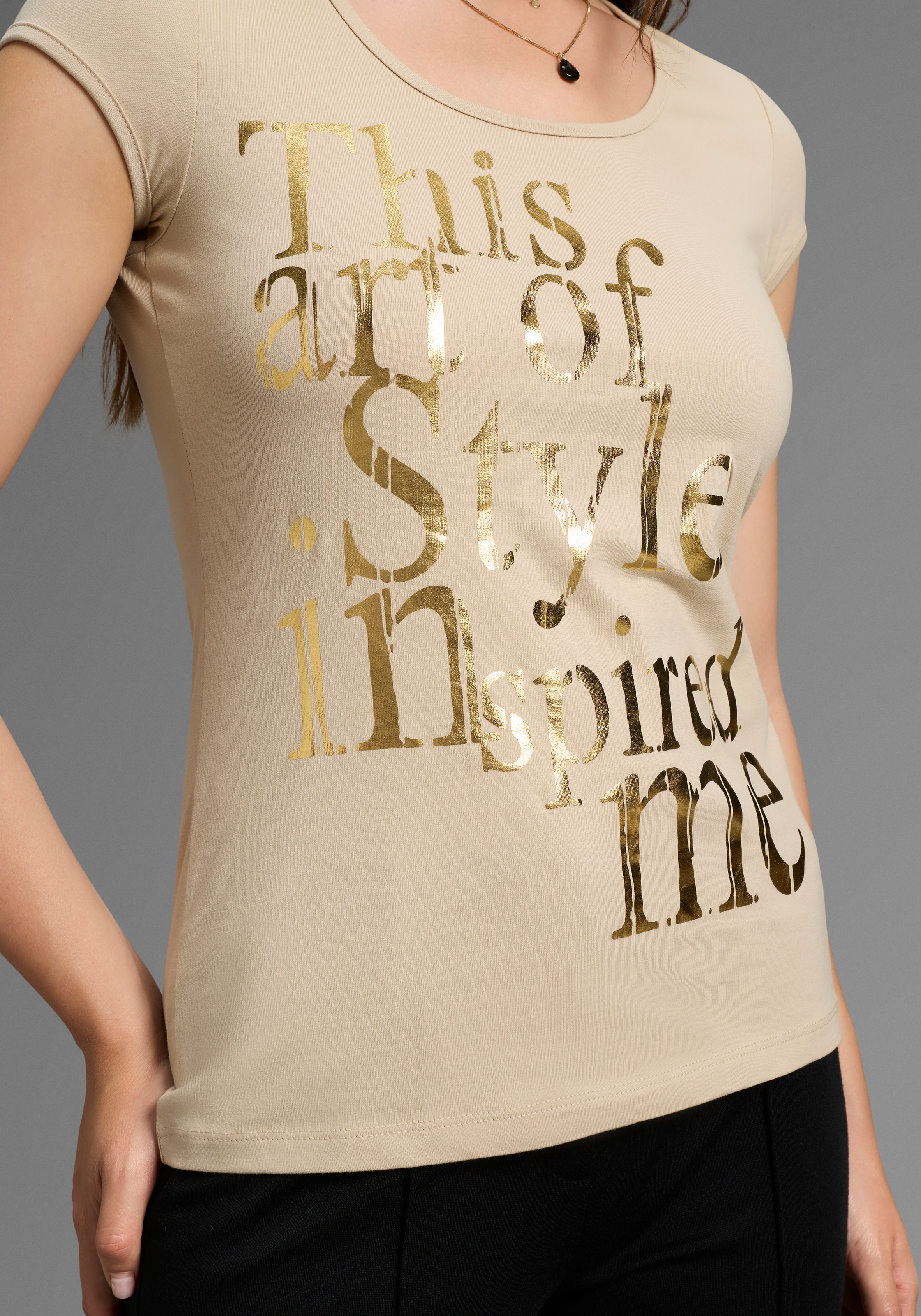 Laura Scott T-Shirt, sehr figurbetont, mit frischem Print, Rundhals, für di günstig online kaufen