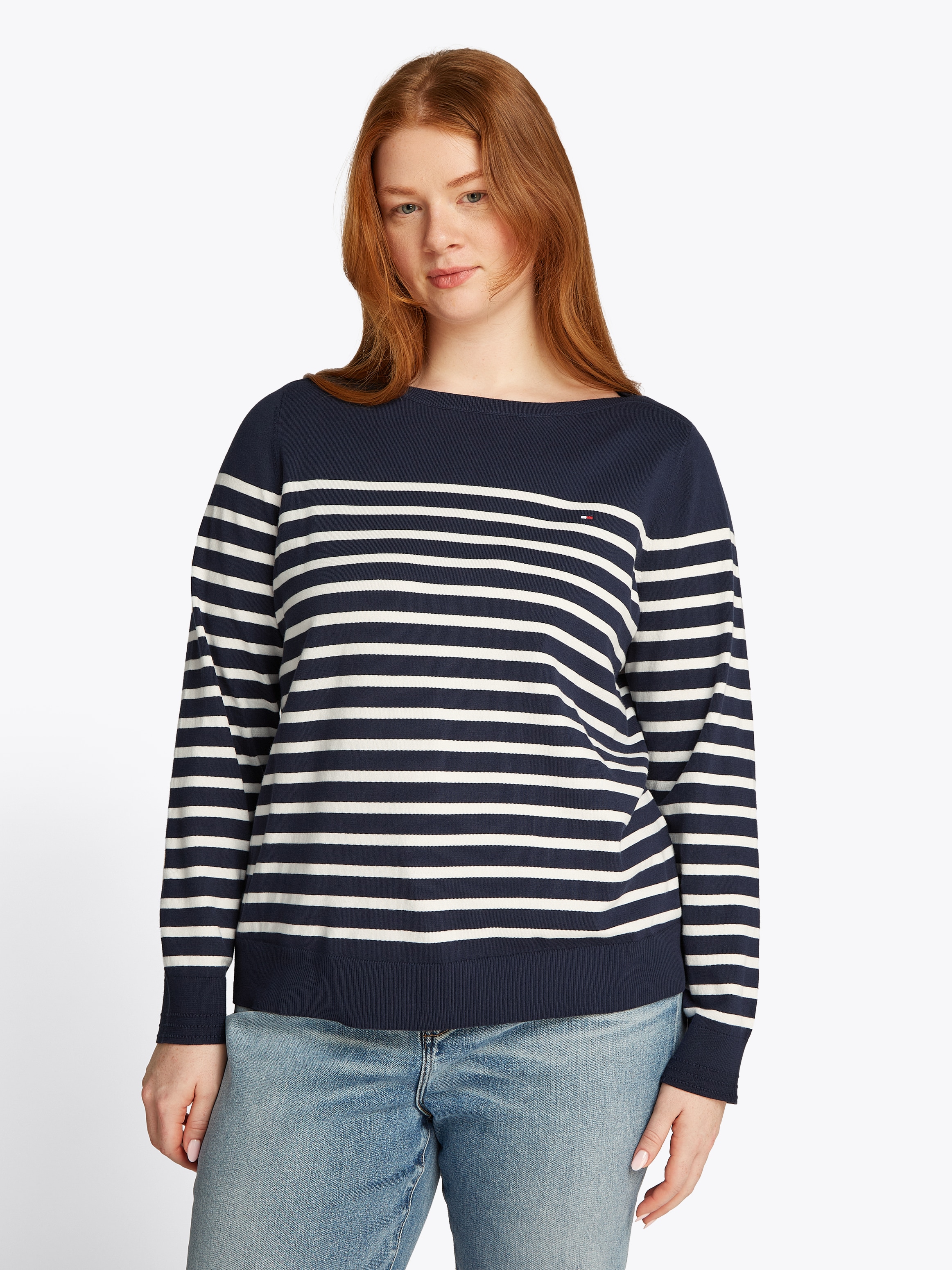 Tommy Hilfiger Curve Strickpullover »CRV CO JERSEY STITCH LS B-NK SWT«, in Großen Größen, Logostickerei