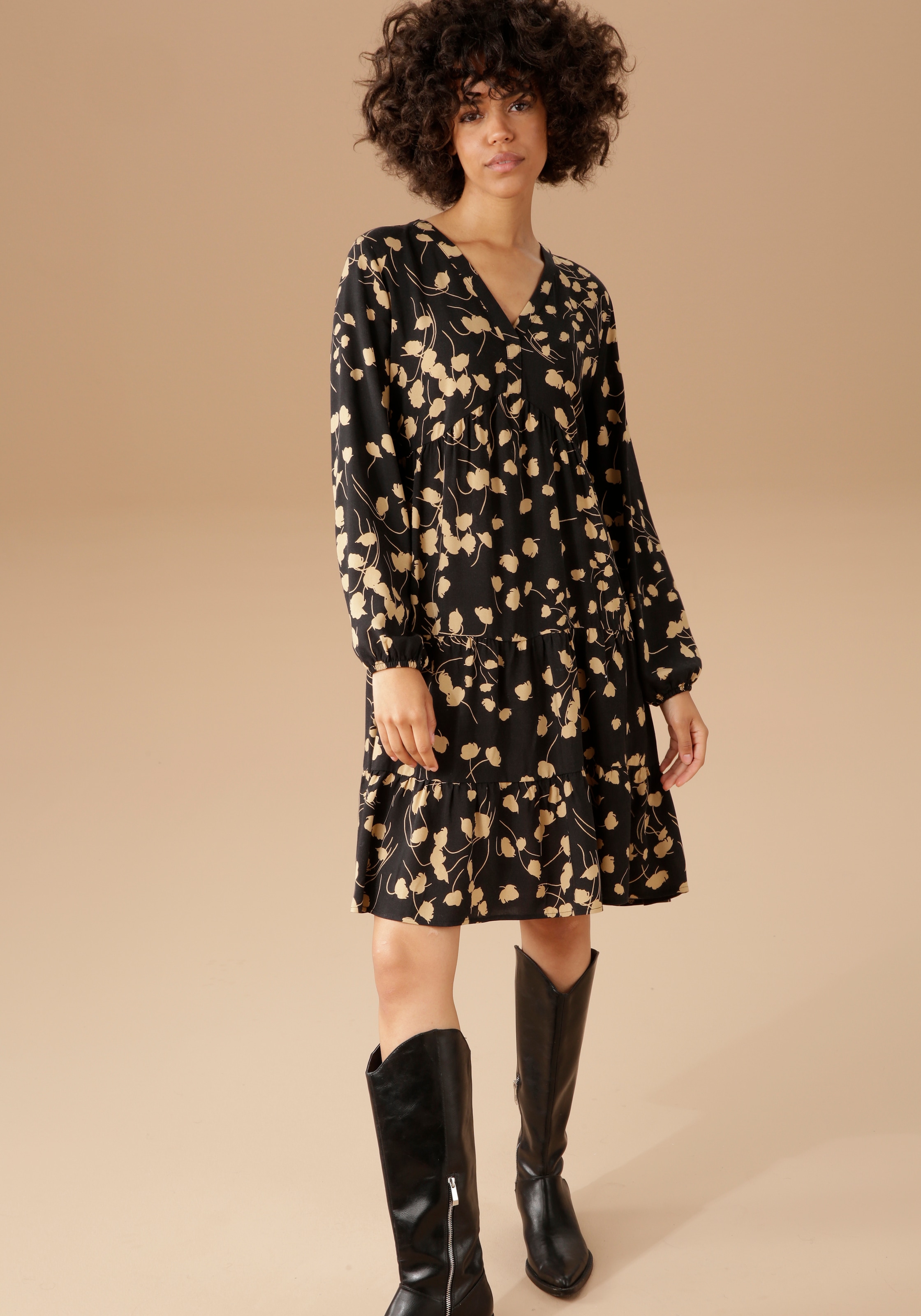 Aniston Blusenkleid, | graphischem BAUR CASUAL Blumendruck mit bestellen