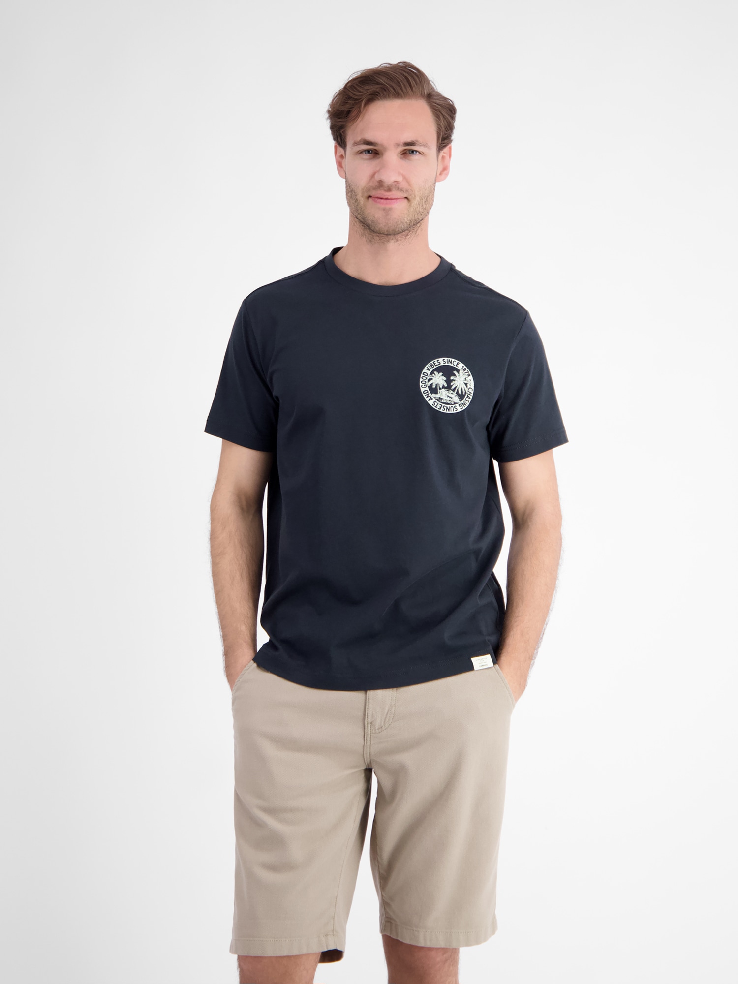 LERROS 1100000002199 "Lässiges, unifarbenes T-Shirt aus reiner Baumwolle mit Print"