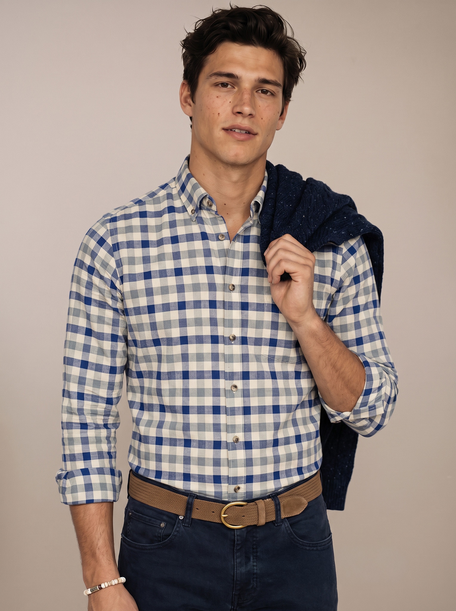 FYNCH-HATTON mit Button-Down-Kragen