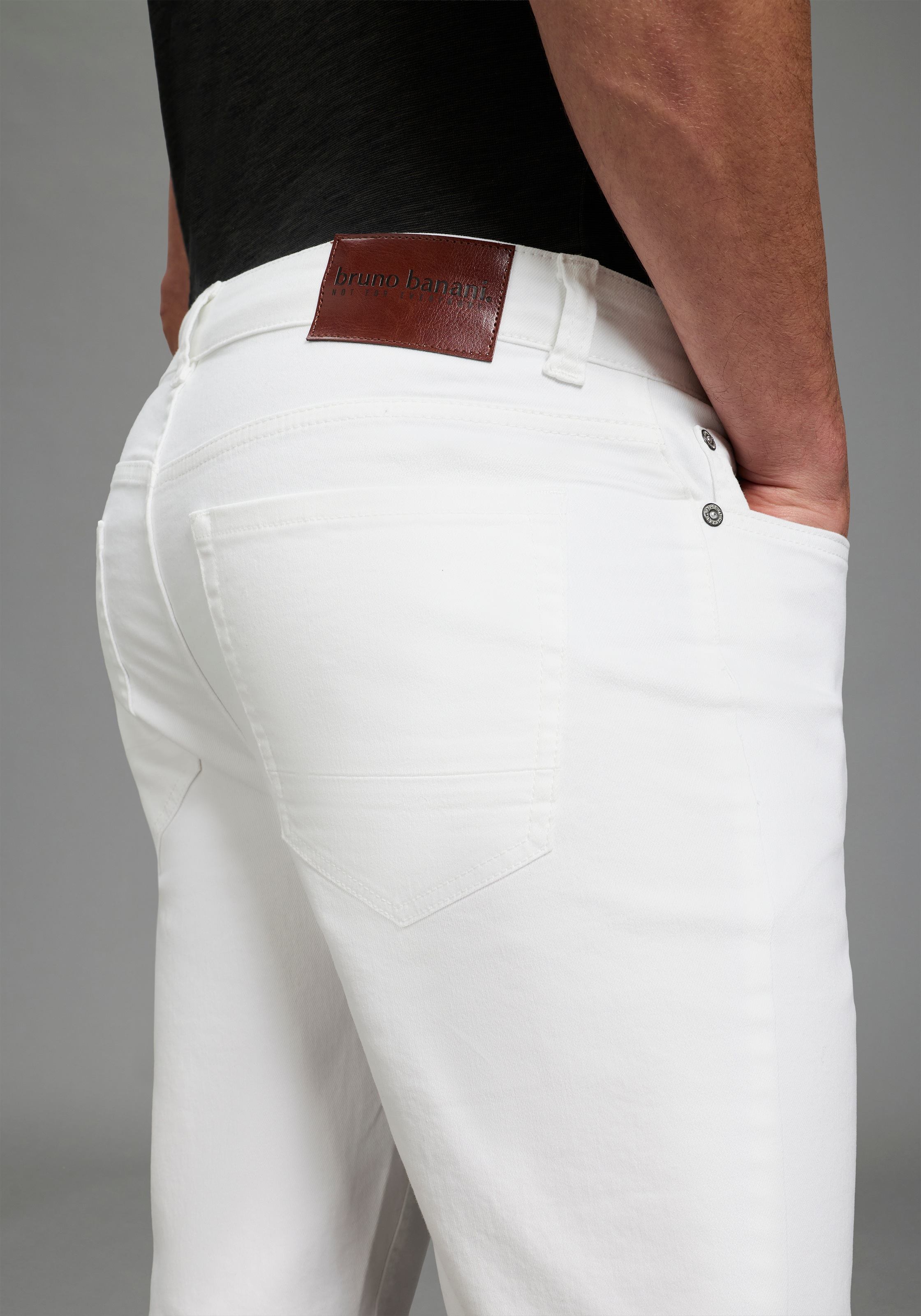 Jeansshorts BRUNO BANANI "Hutch-Shorts", Herren, Gr. 38, Länge 32, weiß, Denim/Jeans, Obermaterial: 98% Baumwolle, 2% Elasthan, unifarben, normal kurz, Jeans Jeansshorts, gerade geschnittene kurze Beine, niedrige Leibhöhe 2