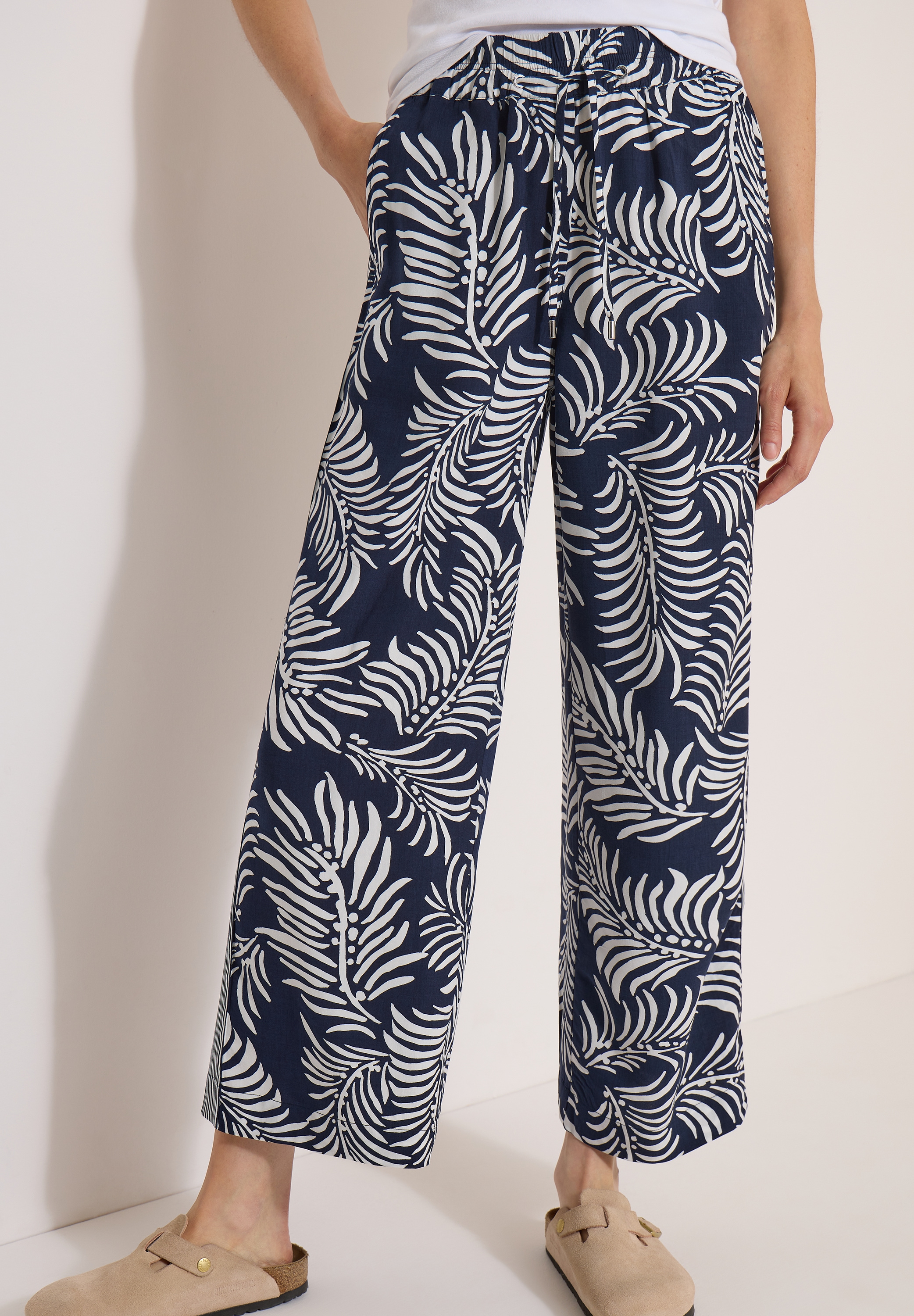 Cecil High Waist