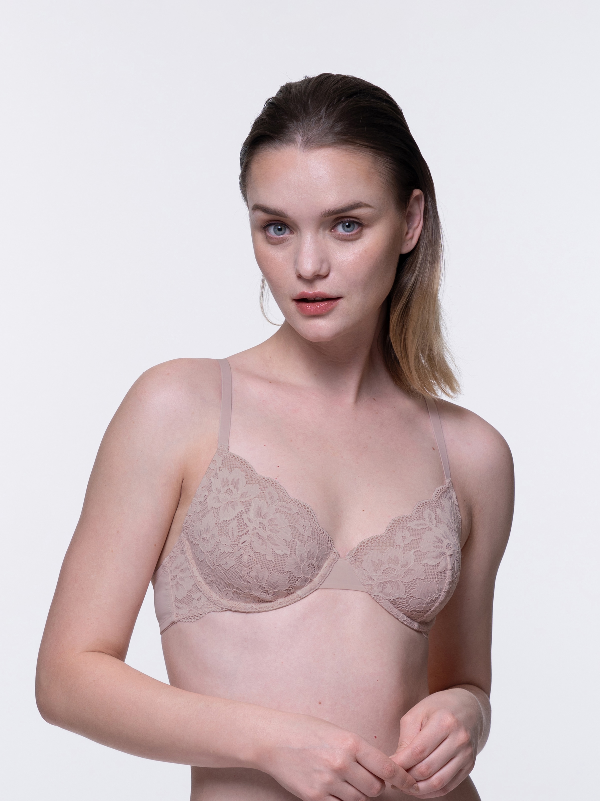 Dorina Bügel-BH »Rosa«, Cups aus Spitze, Netzstoff
