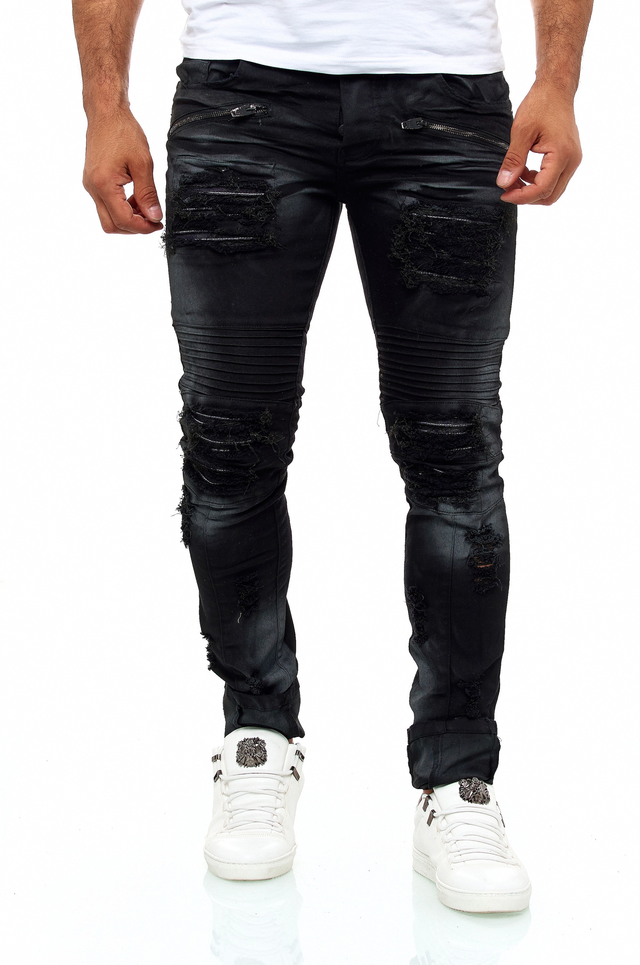 Slim-fit-Jeans, im angesagten Destroyed-Look