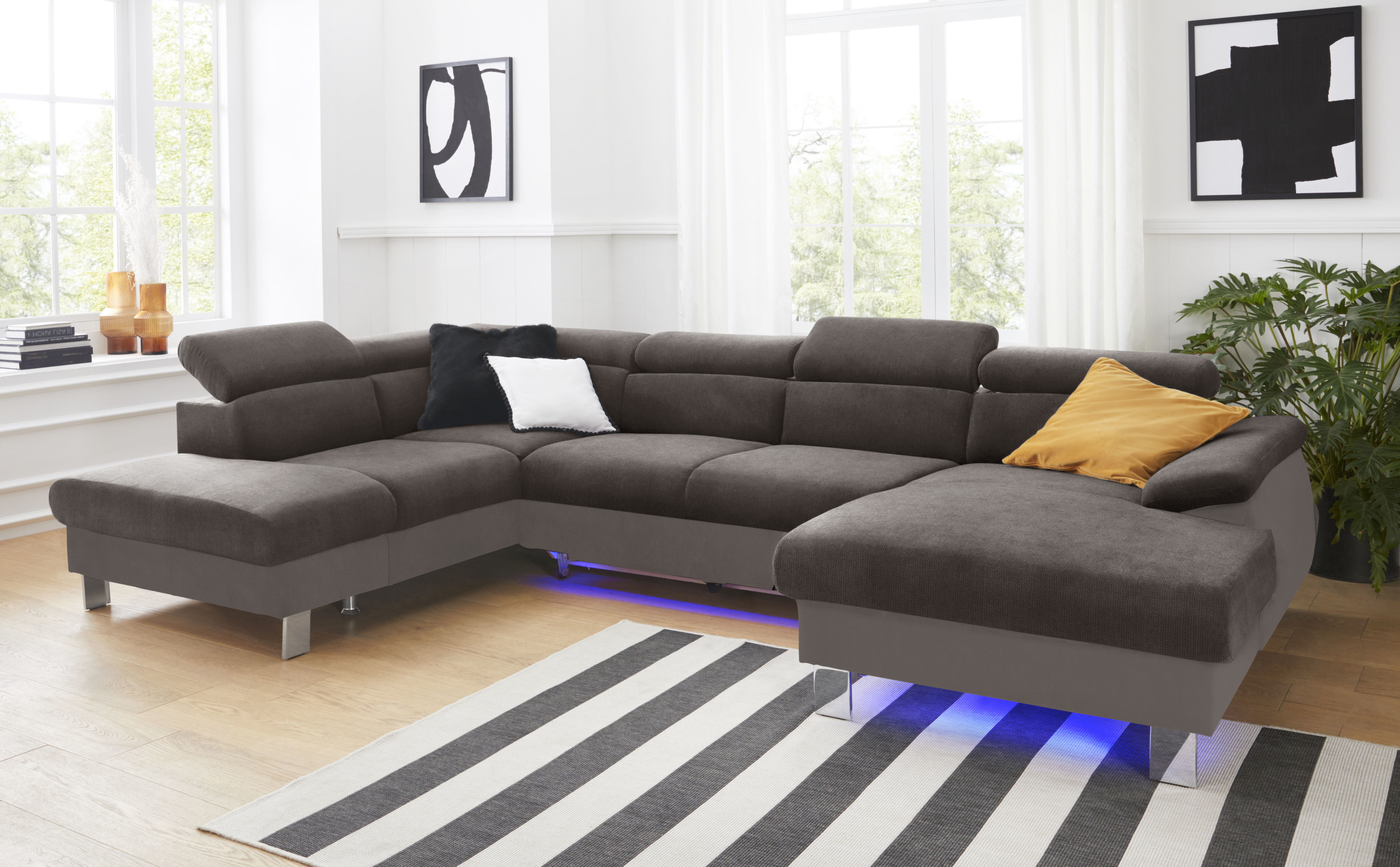 COTTA Wohnlandschaft "Komaris U-Form, B: 320 cm" mit Kopfteilverstellung, optional Schlaffunktion, Bettkasten & Licht