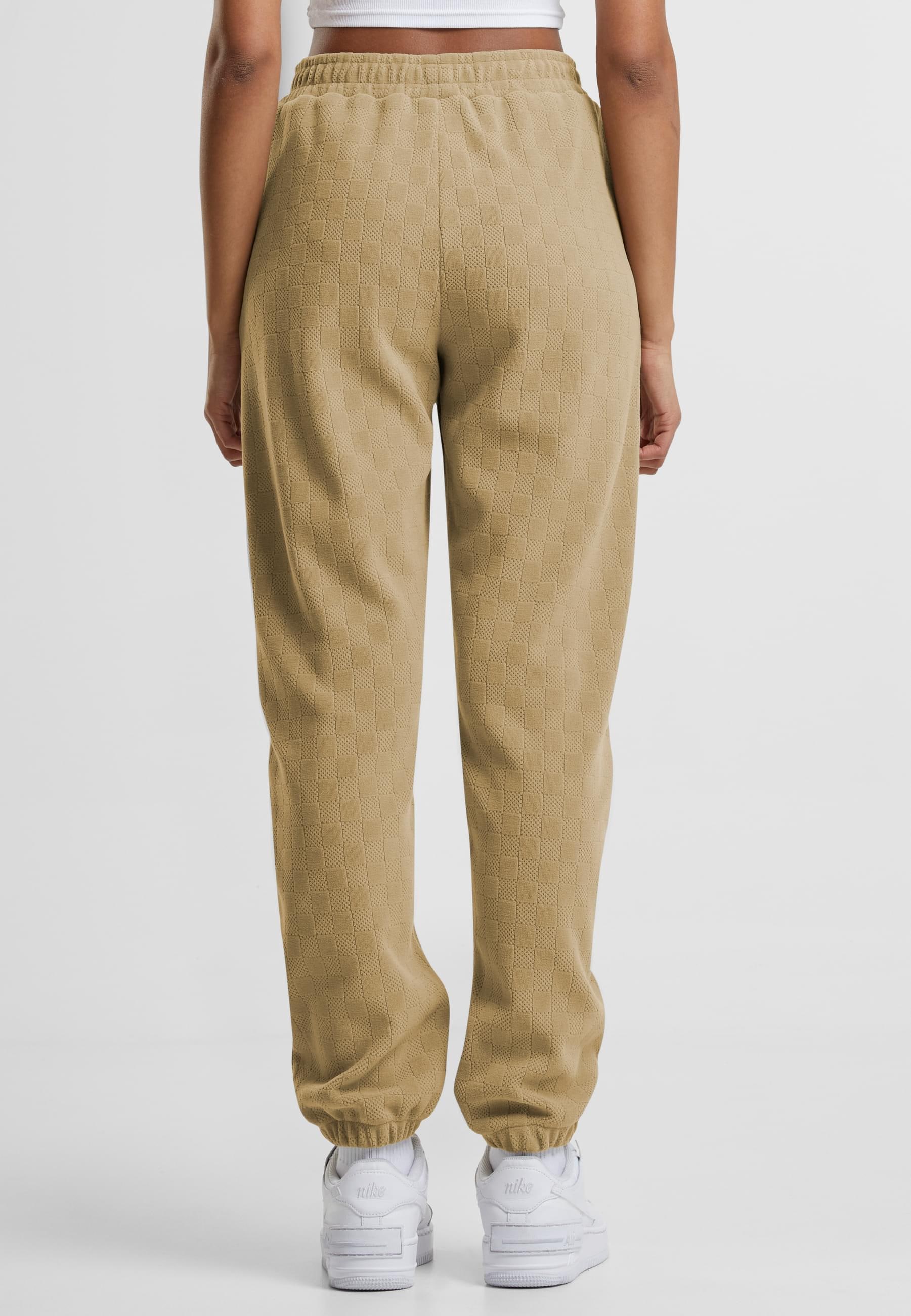 URBAN CLASSICS Jogginghose »Urban Classics Ladies Jacquard Velvet Sweatpants«