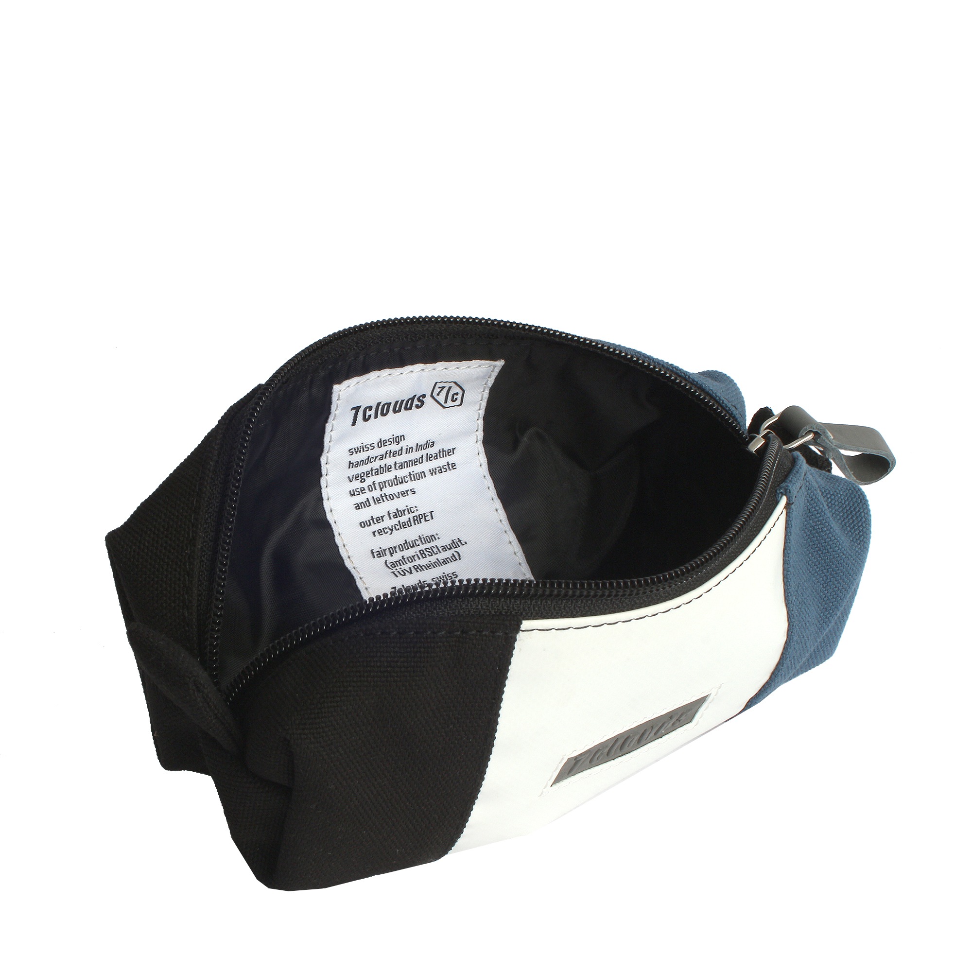 7clouds Kosmetiktasche »Penci 7.1«, mit recyceltem PET