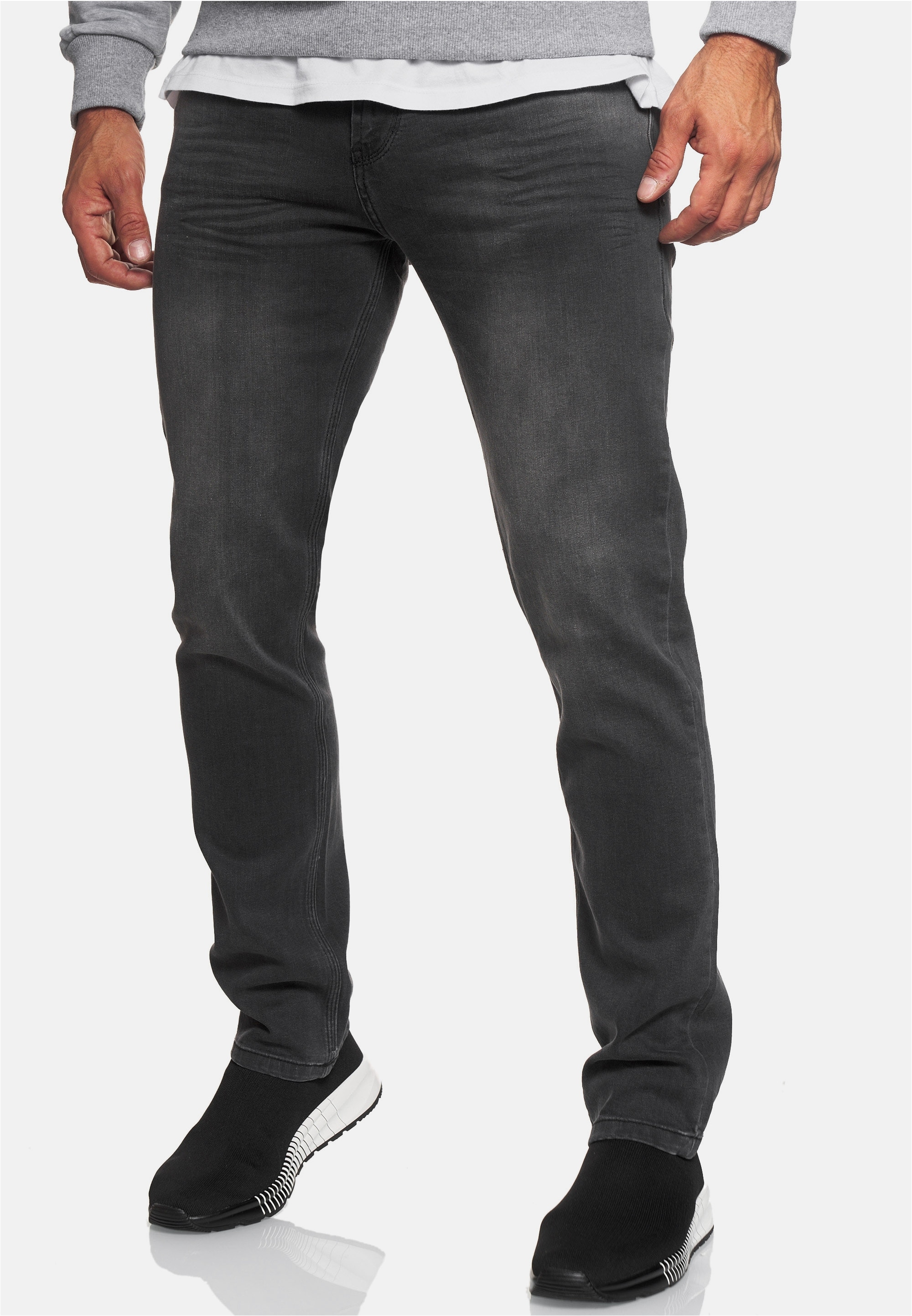 Rusty Neal Straight-Jeans »MELVIN« im klassischen 5-Pocket-Stil