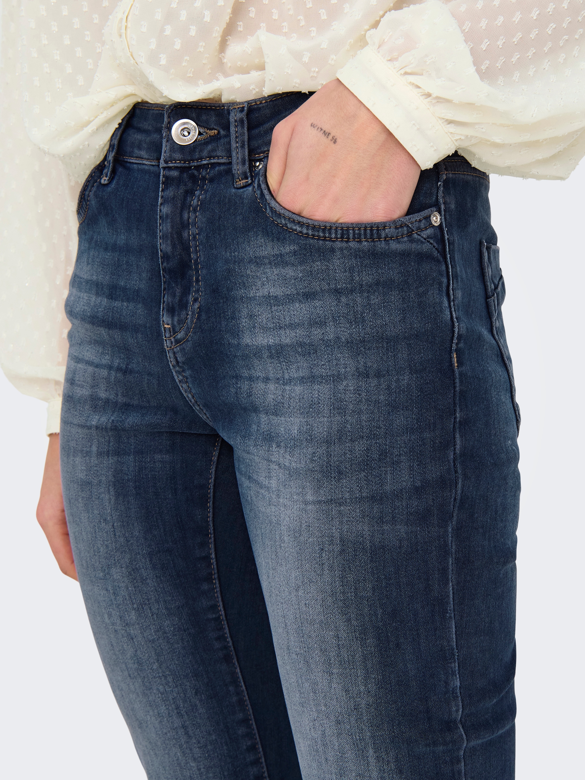 ONLY Bootcut-Jeans »ONLBLUSH ICON COIN MID FL DNM CRO300NOOS«