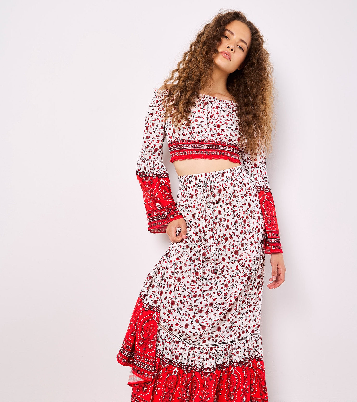 Apricot Crop-Top »Sarasa Floral Top« mit Flügelärmeln