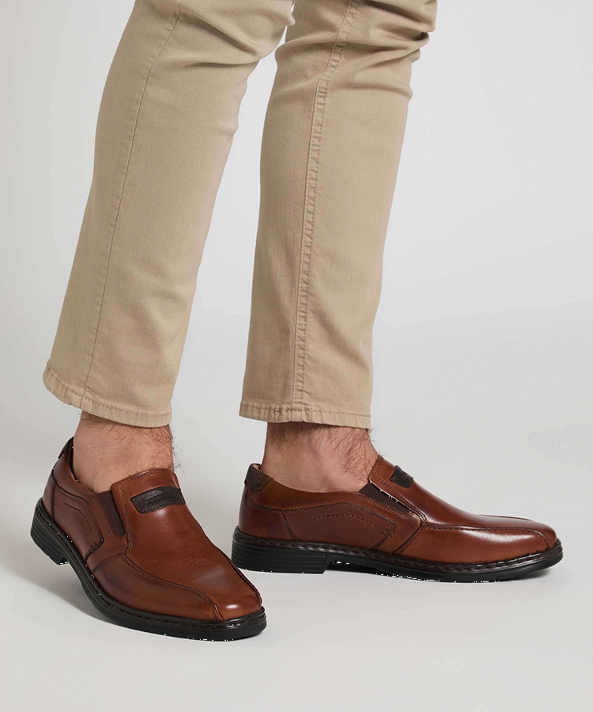 Josef Seibel Slipper »Alastair 03, cognac-kombi«