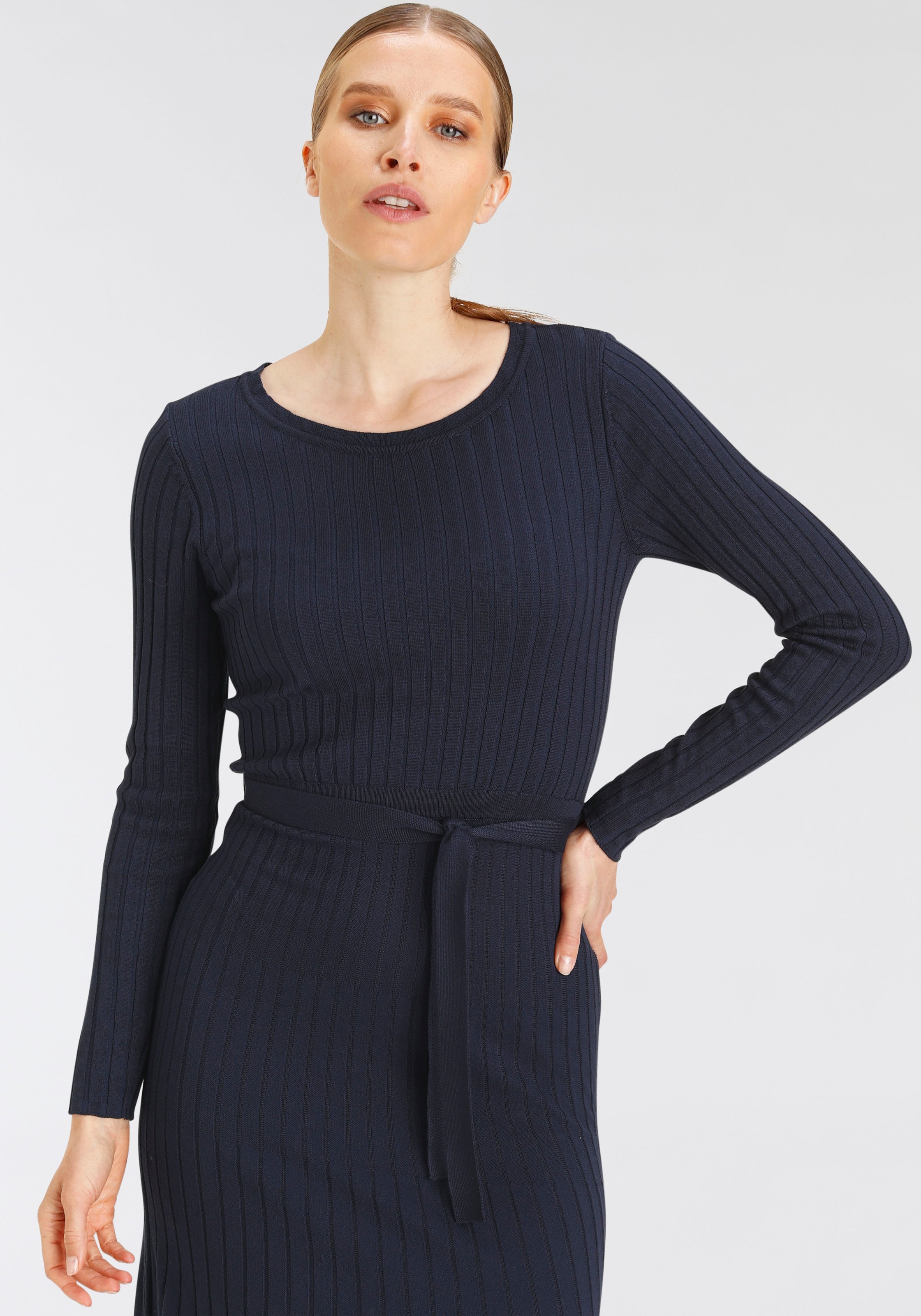 Thumbnail - DELMAO Strickkleid, mit passendem Gürtel