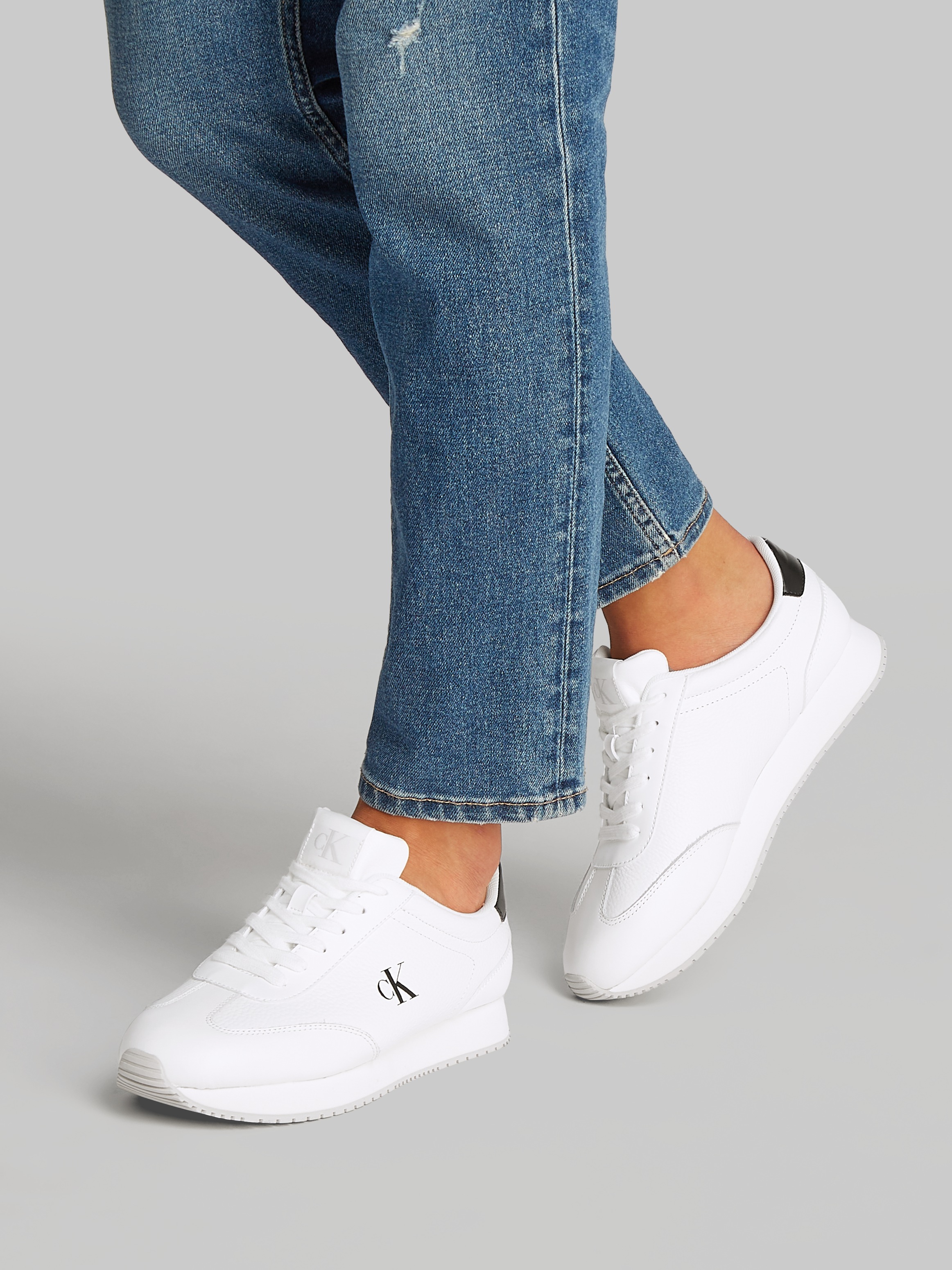 Calvin Klein Jeans Plateausneaker »RUNNER LACEUP TC«, Freizeitschuh, Halbschuh, Schnürschuh mit Kontrast-Logo